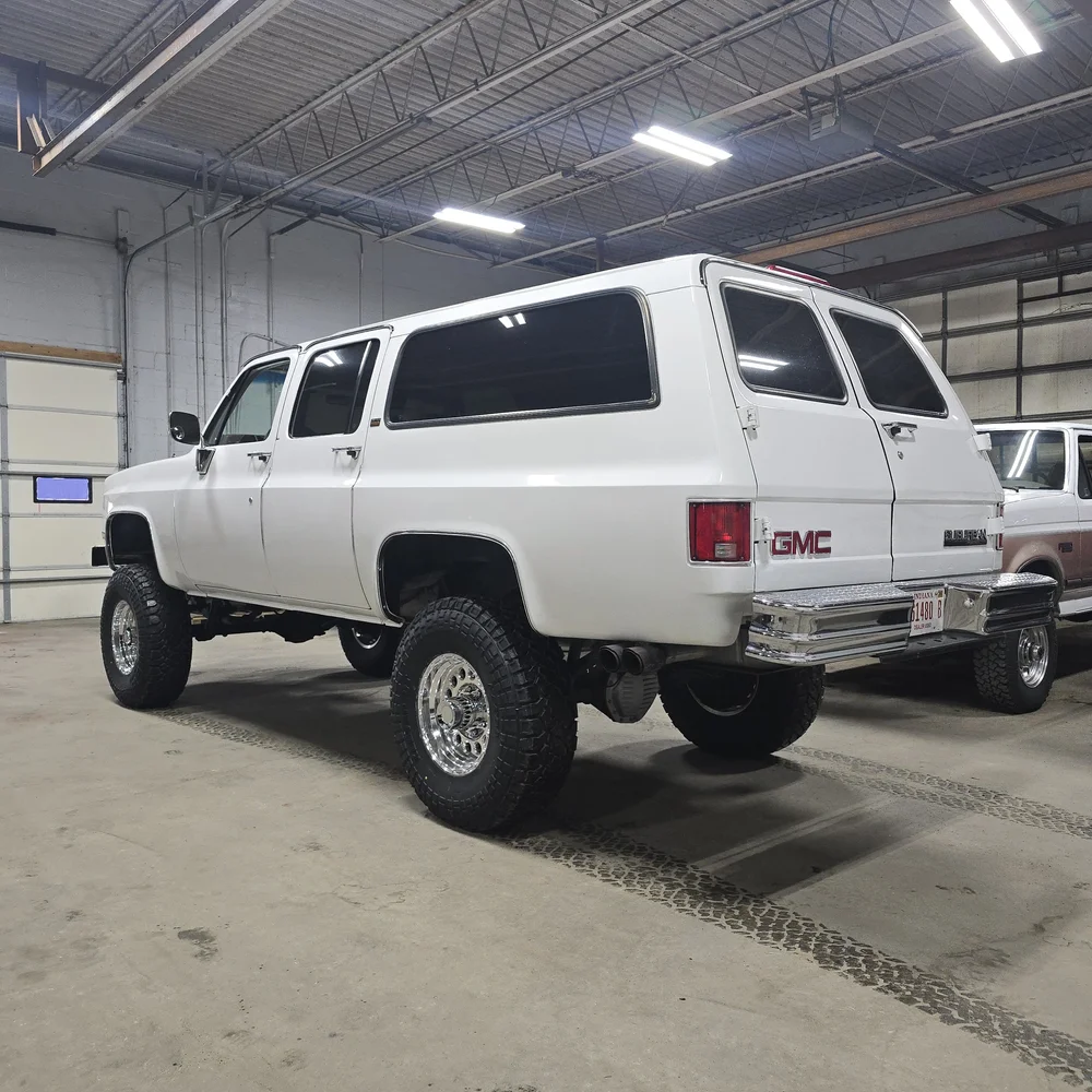 1989 GMC Suburban 2500 SLX