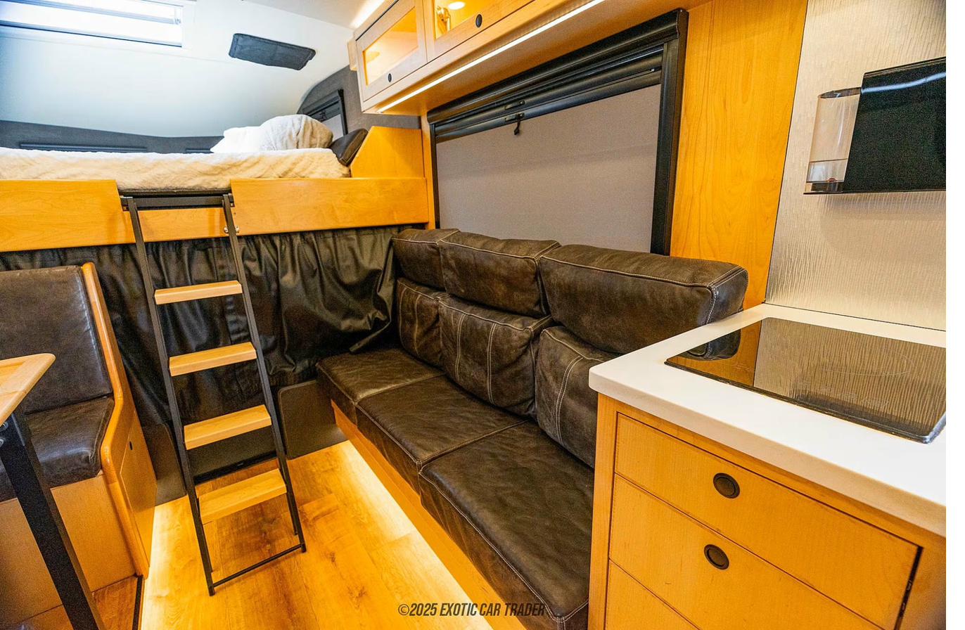 2022 EarthRoamer LTi