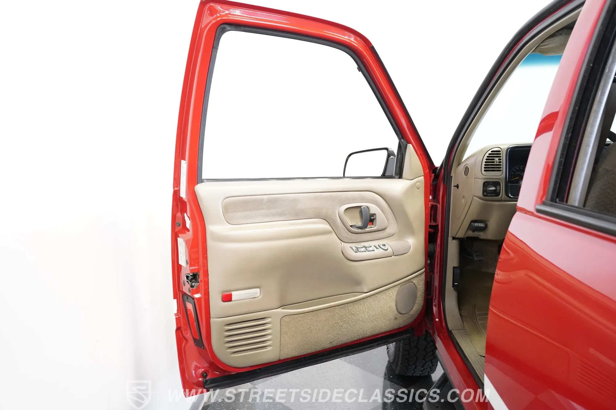 1999 Chevrolet Suburban 2500 4×4