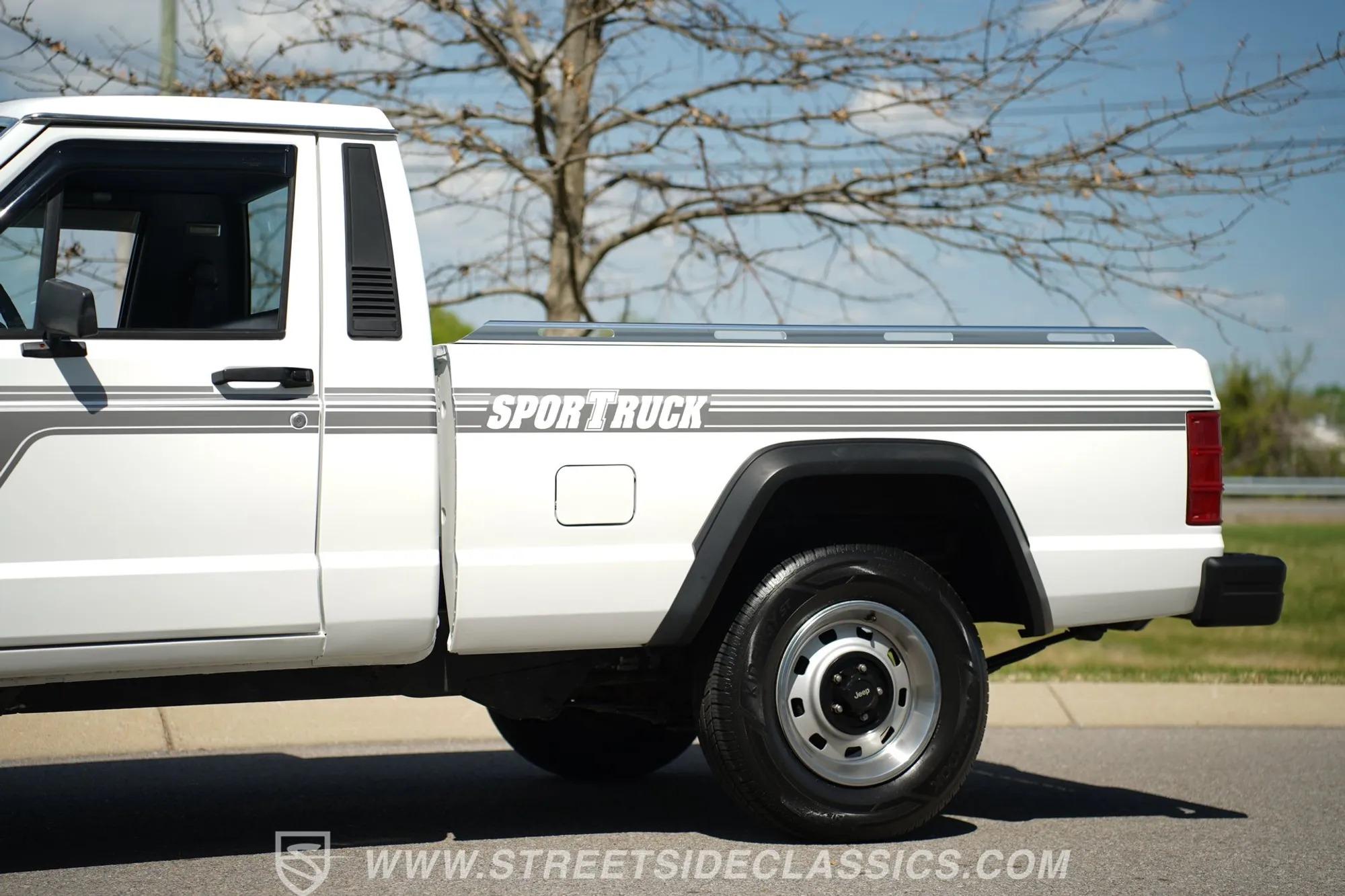 86k-Mile 1989 Jeep Comanche