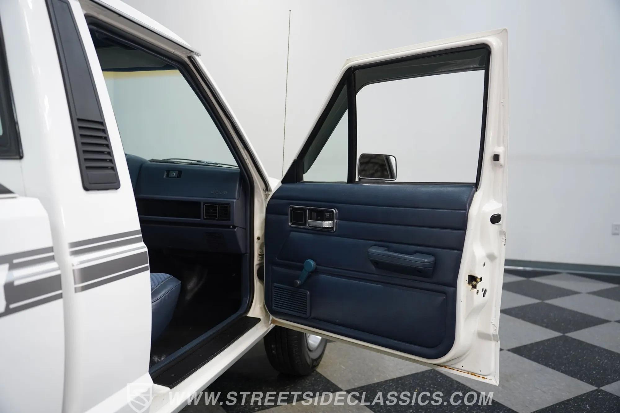 86k-Mile 1989 Jeep Comanche