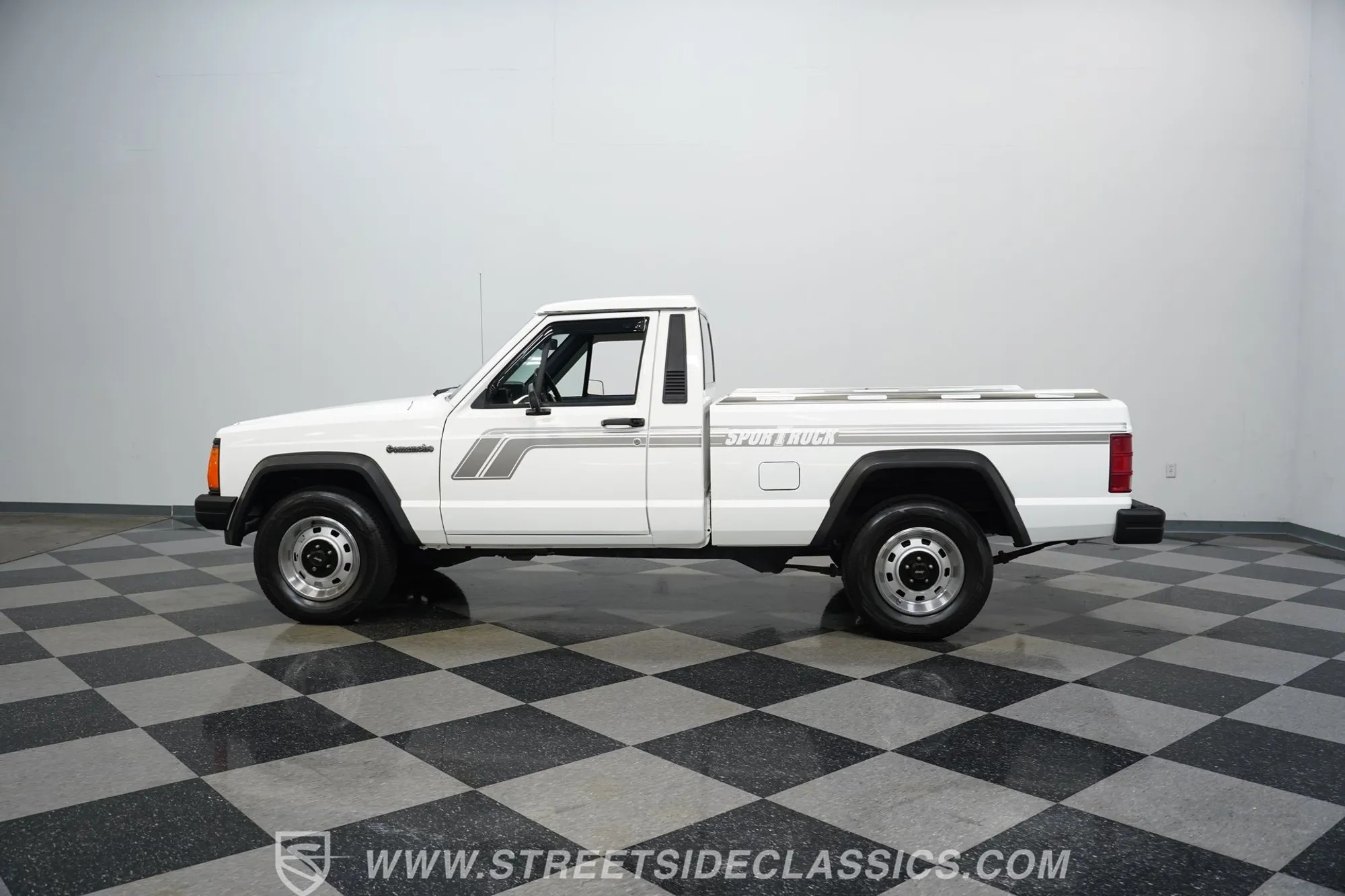 1989 Jeep Comanche - 3