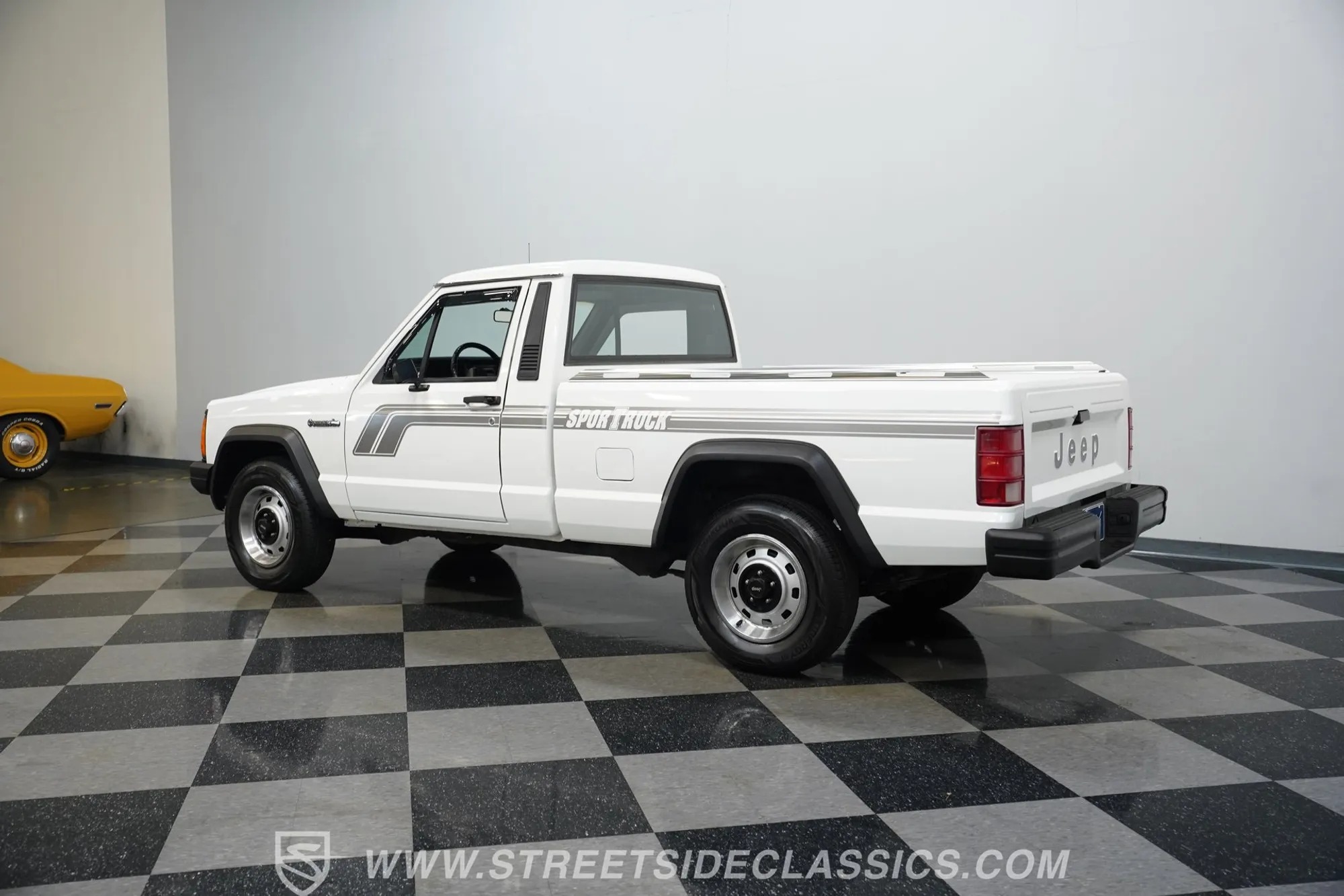 1989 Jeep Comanche - 5