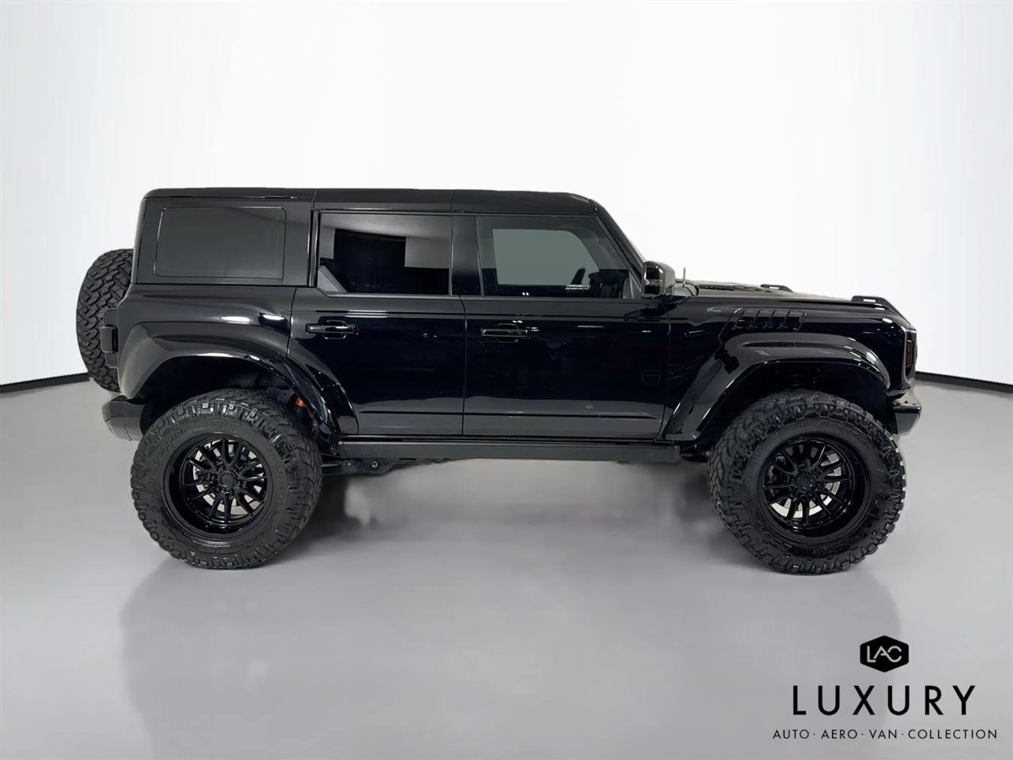 2023 Ford Bronco Raptor - 4