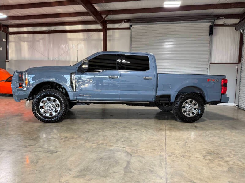 2023 Ford F-250 Super Duty Lariat - 2