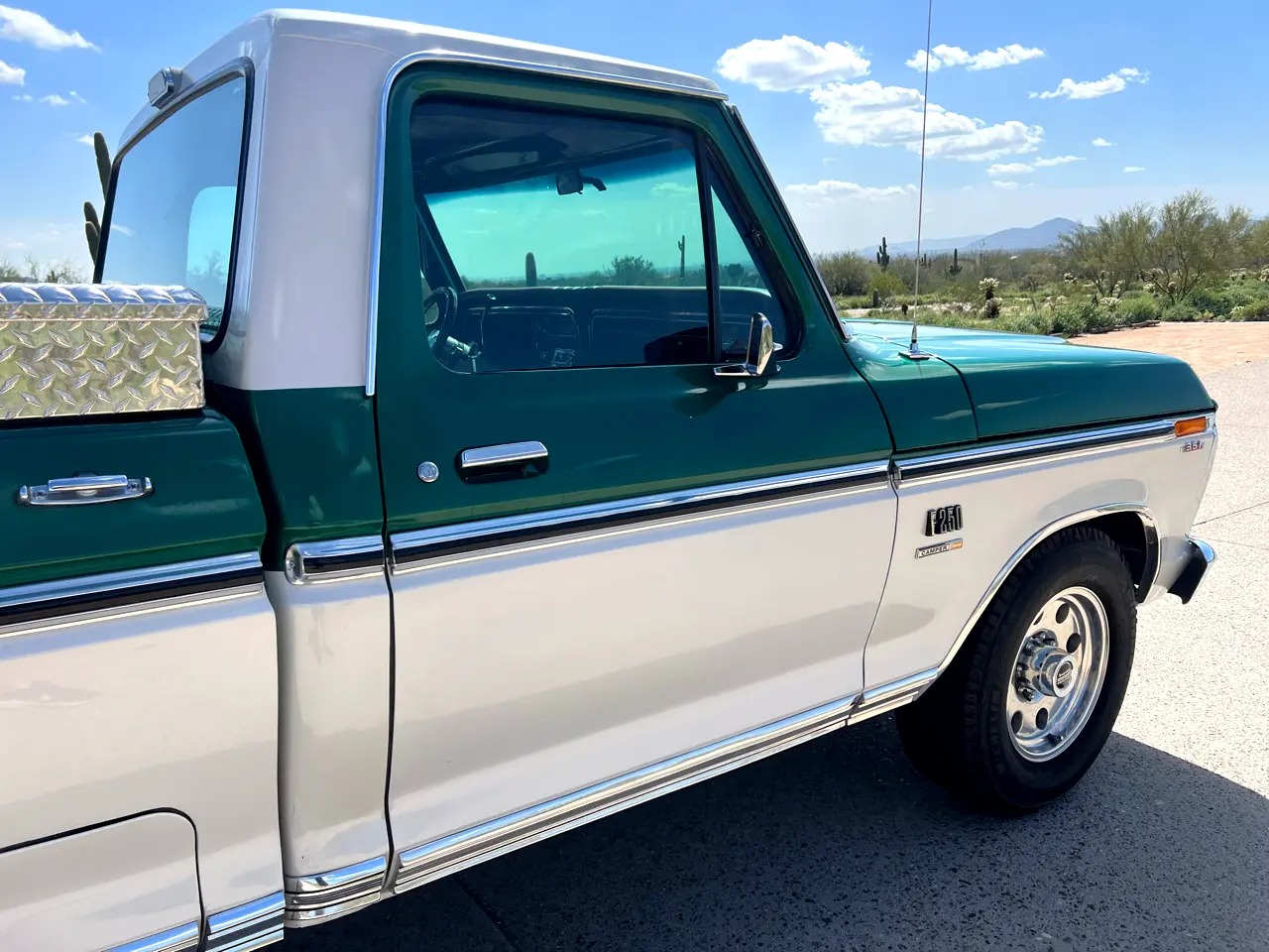 1973 Ford F-250 XLT Supercab