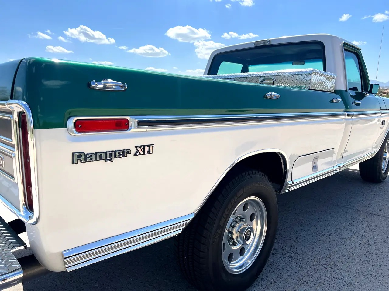 1973 Ford F-250 XLT Supercab