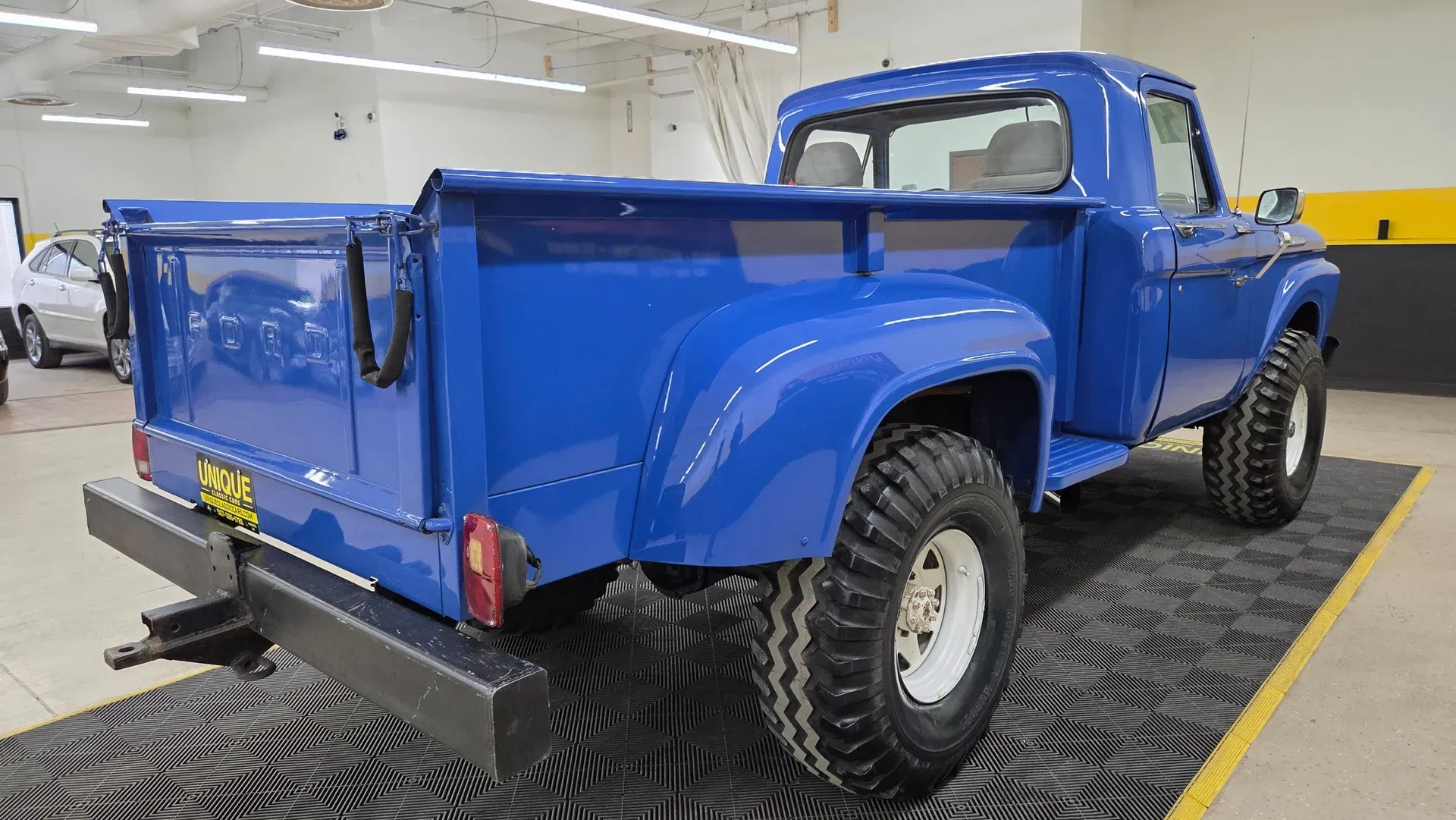 1961 Ford F-250 Stepside 4x4