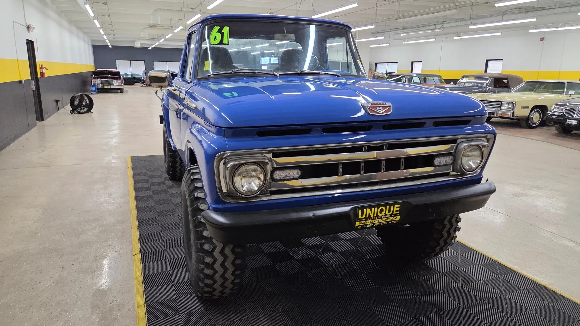 1961 Ford F-250 Stepside 4x4 - 4