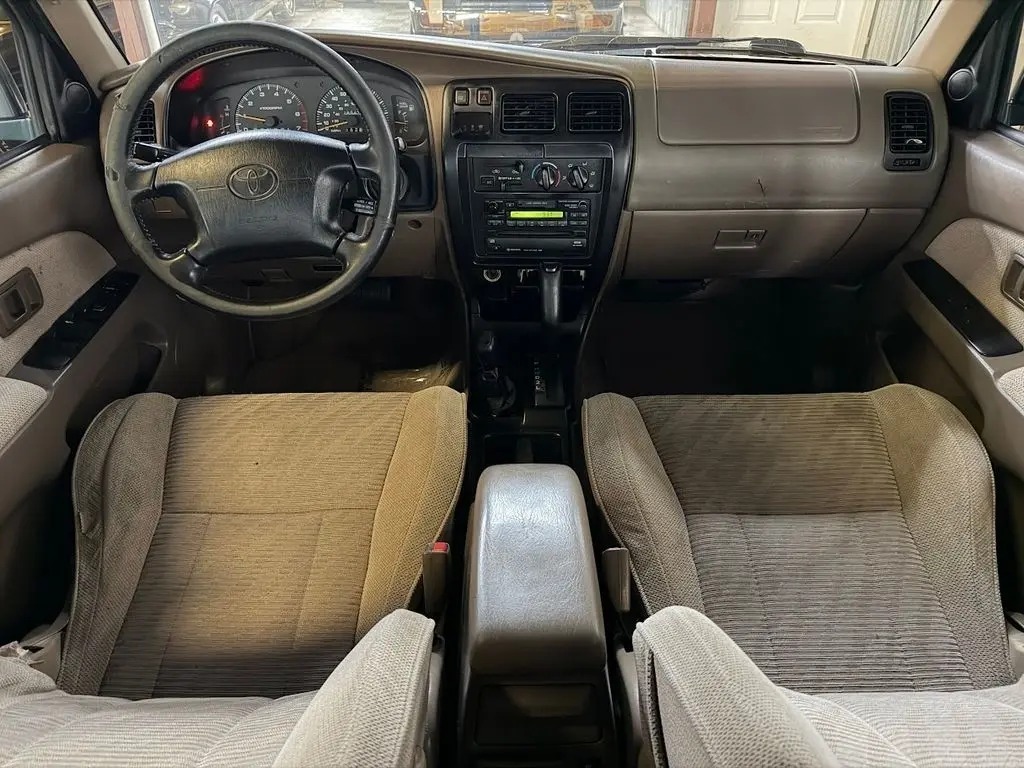 1998 Toyota 4Runner SR5