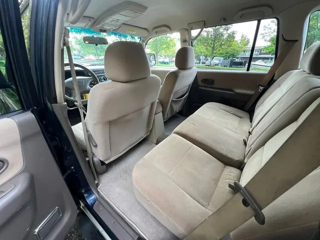 2004 Mitsubishi Montero Sport XLS