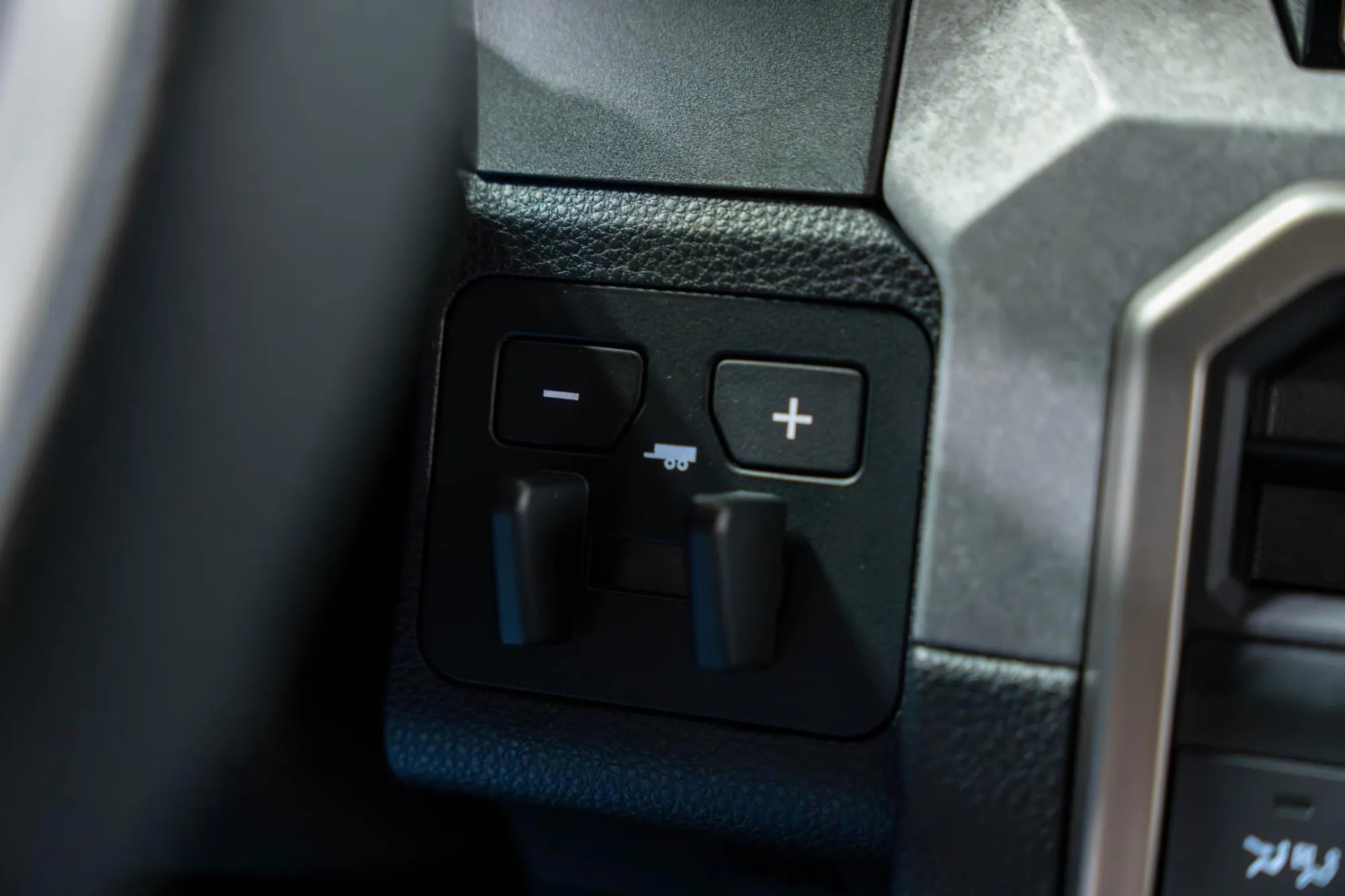 2025 Toyota 4Runner Trailhunter