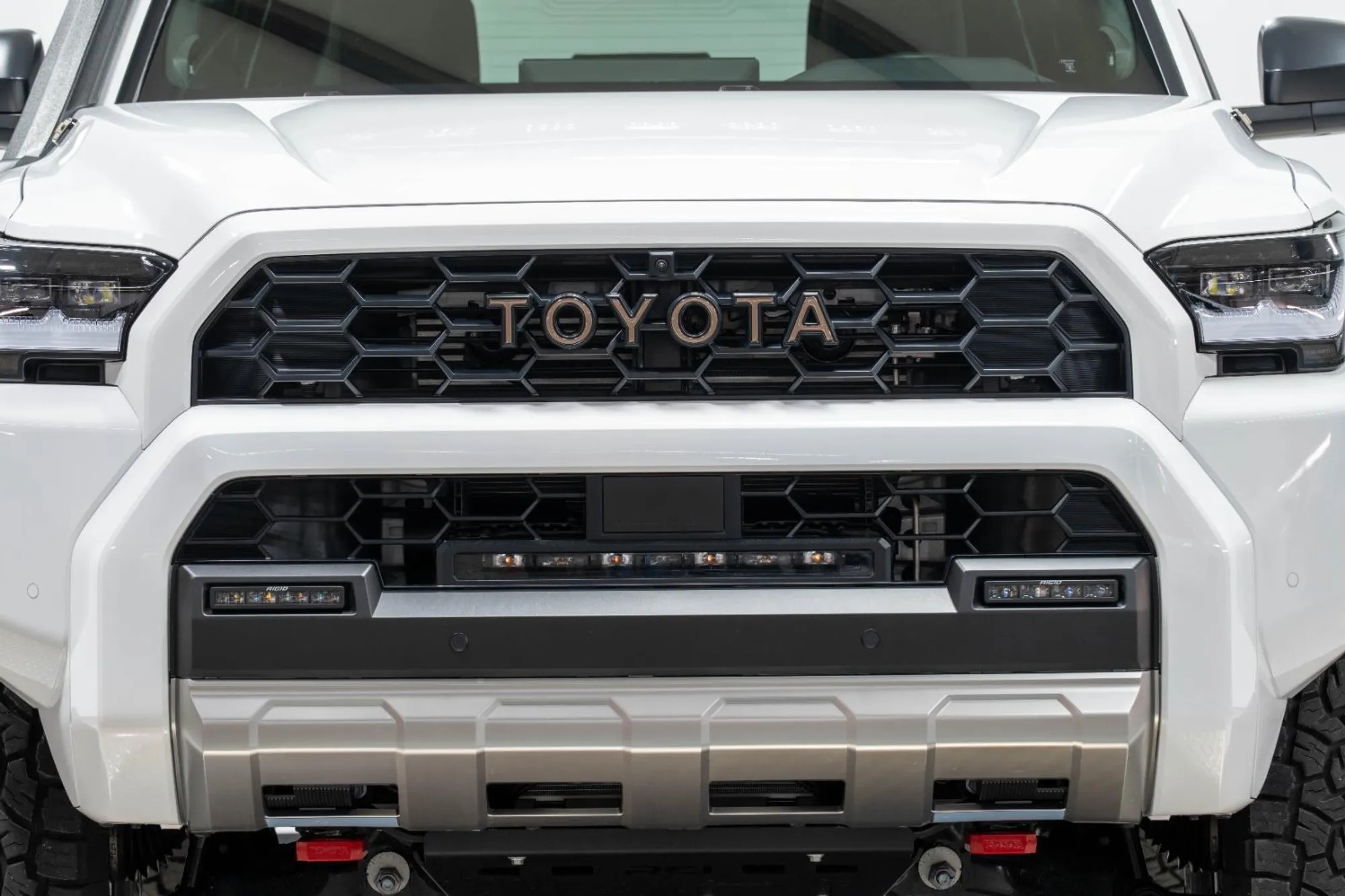 2025 Toyota 4Runner Trailhunter - 4