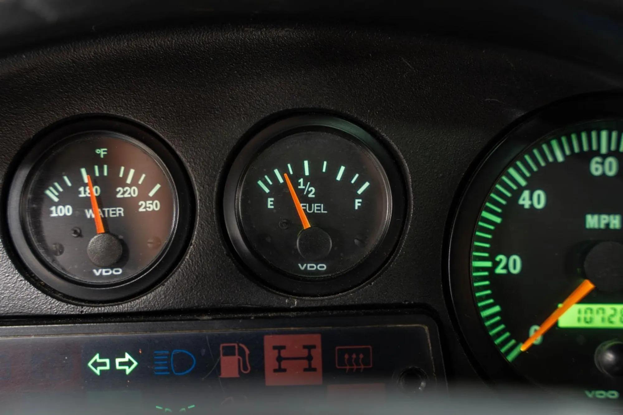 1983 Land Rover Defender 110