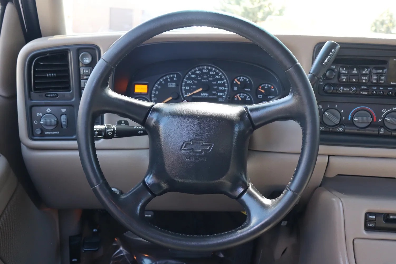 2002 Chevrolet Silverado 1500 LS