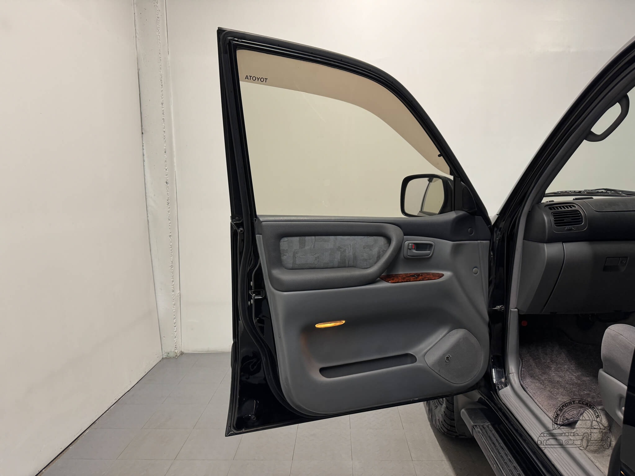 2000 Toyota Land Cruiser VX Limited G Selection