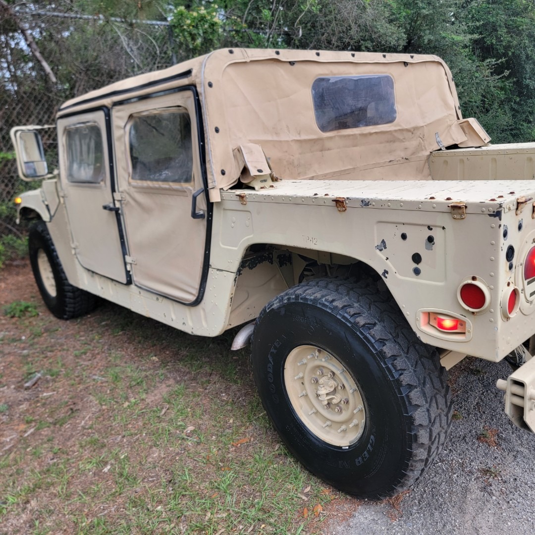 2006 AM General M998