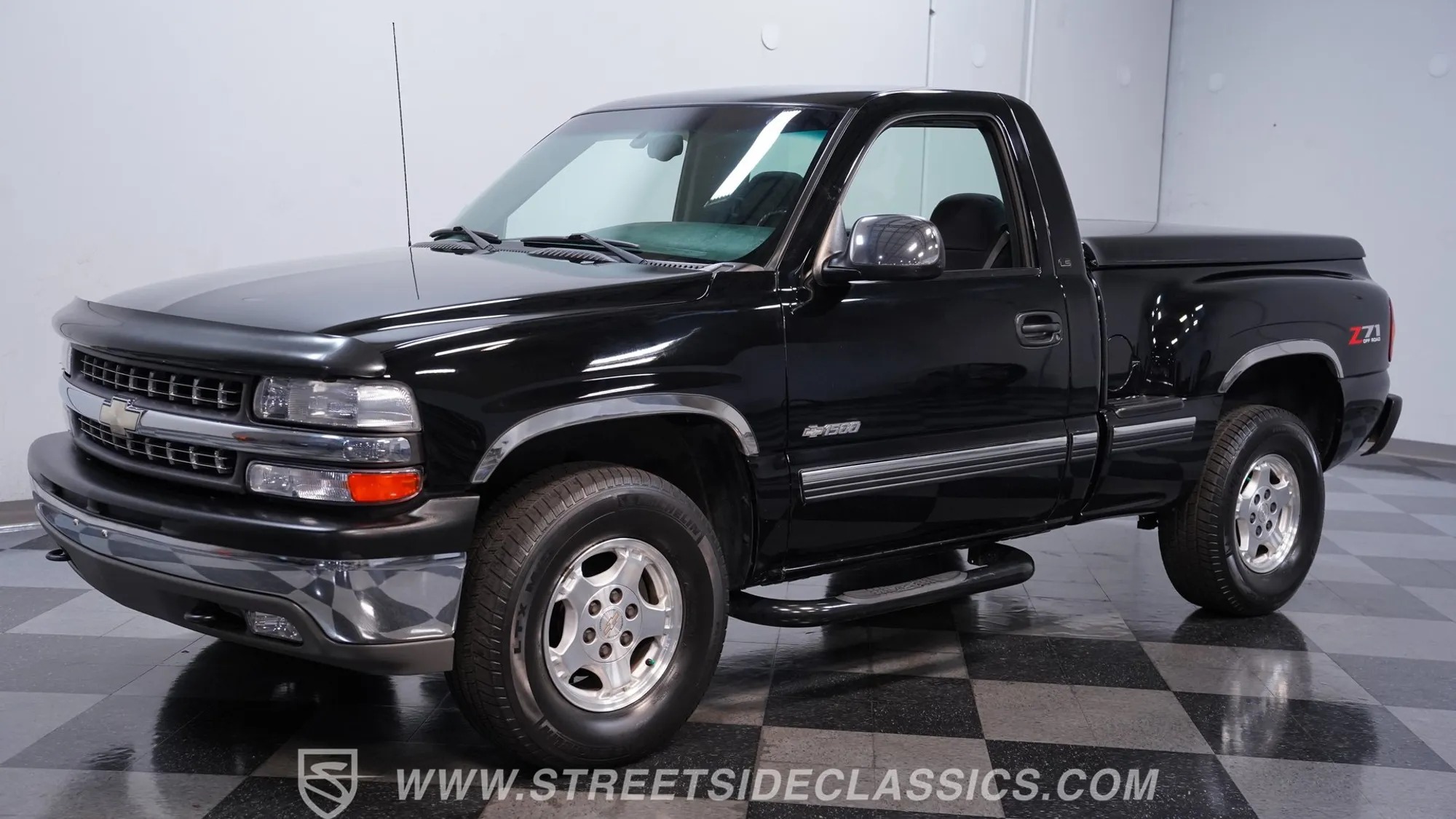 2001 Chevrolet Silverado Z71 - 4