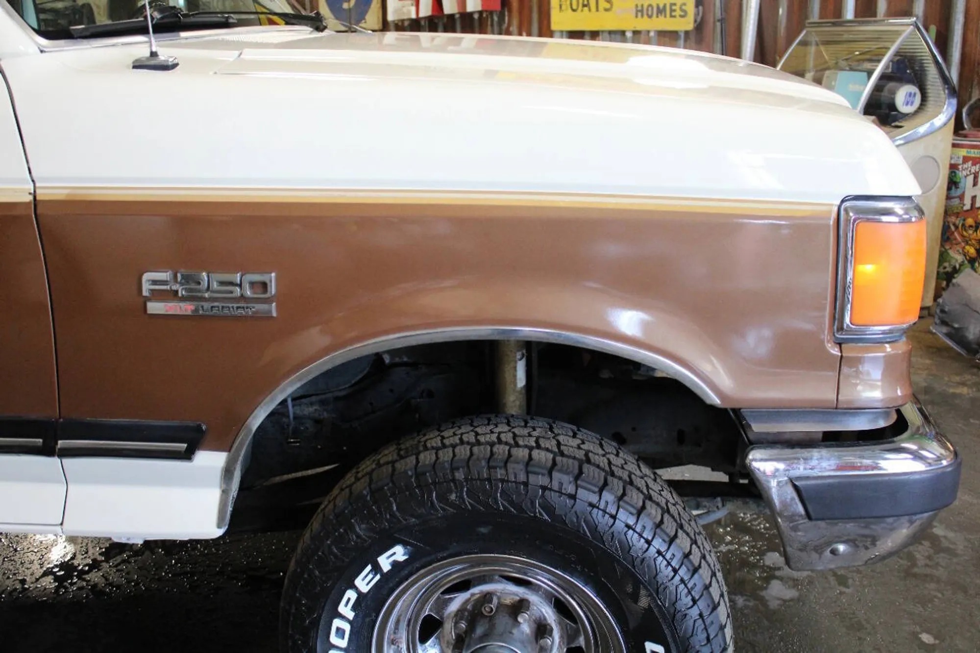 1987 Ford F-250 XLT Lariat