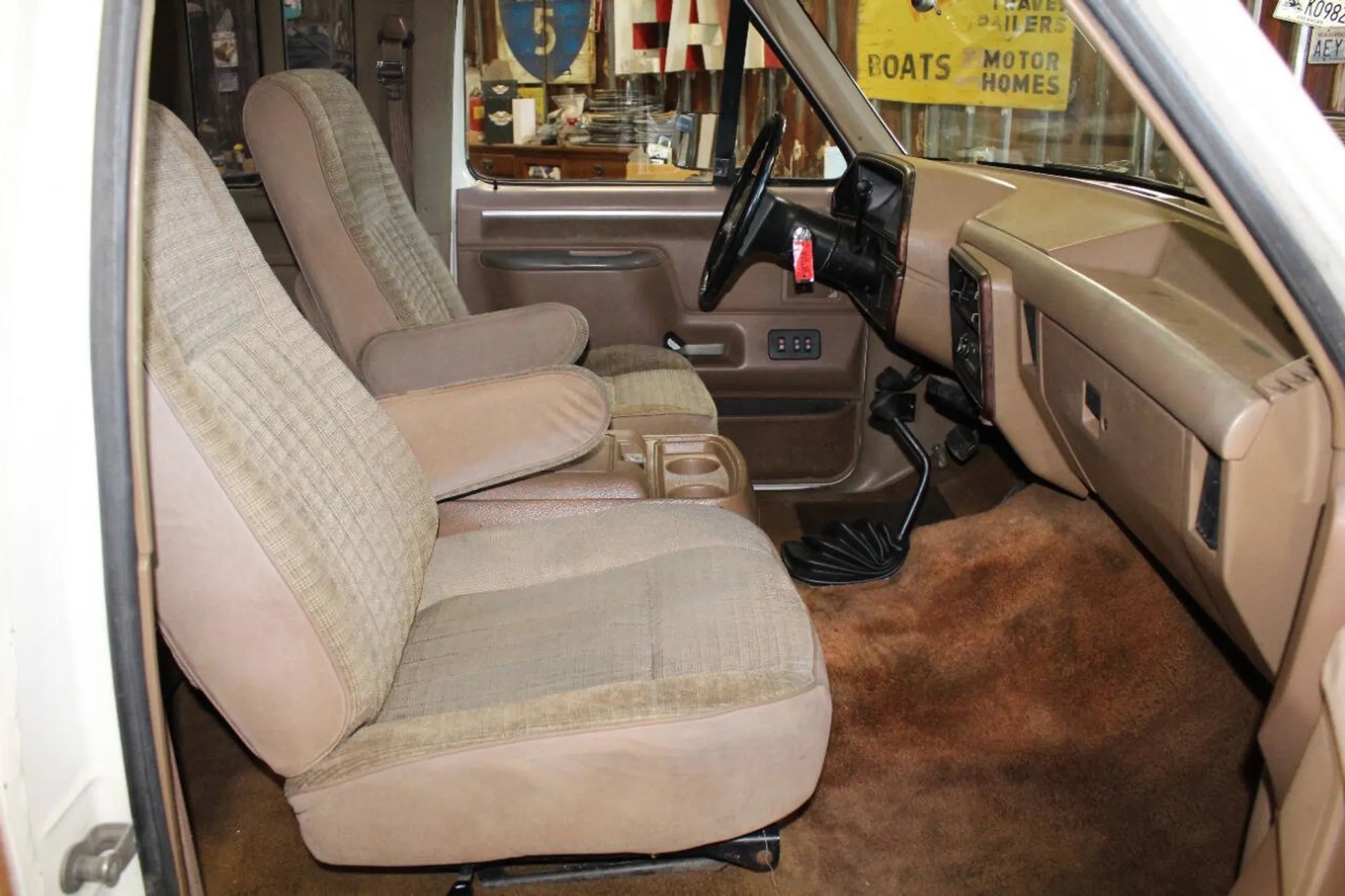 1987 Ford F-250 XLT Lariat