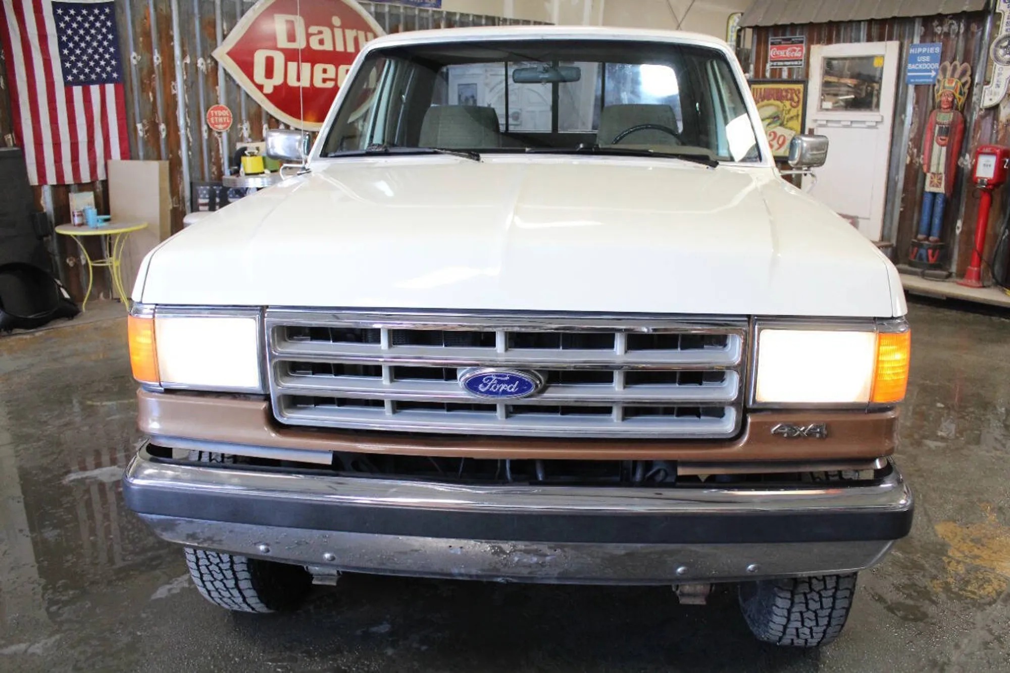 1987 Ford F-250 XLT Lariat