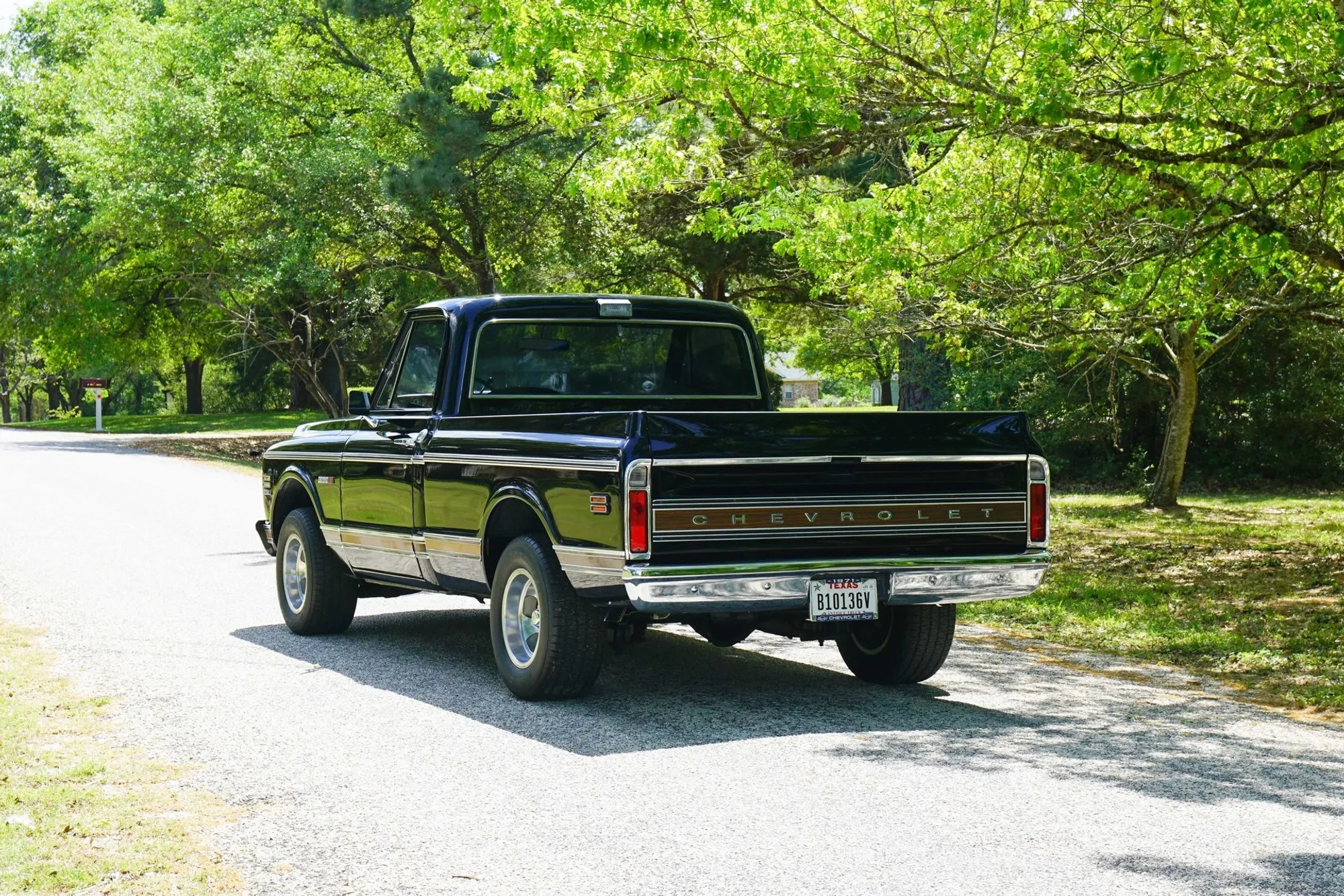 1971 Chevrolet C10 Custom Sport - 4