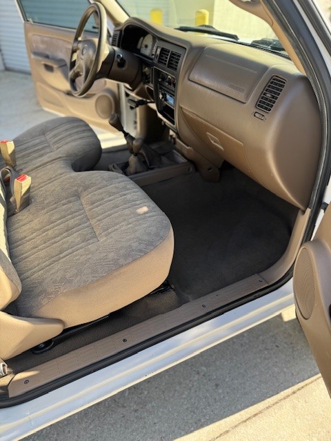79k-Mile 2003 Toyota Tacoma