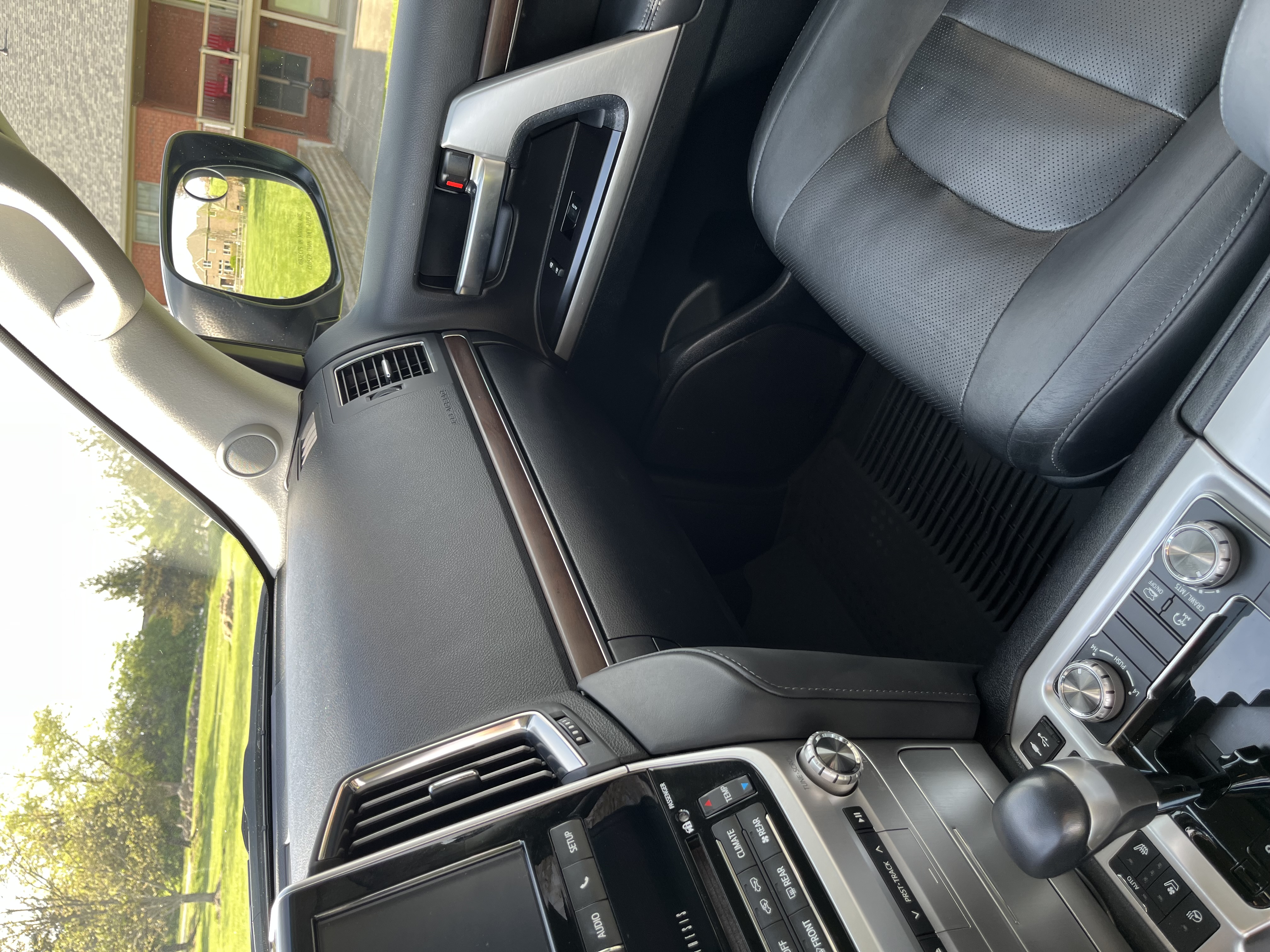 2021 Toyota Land Cruiser