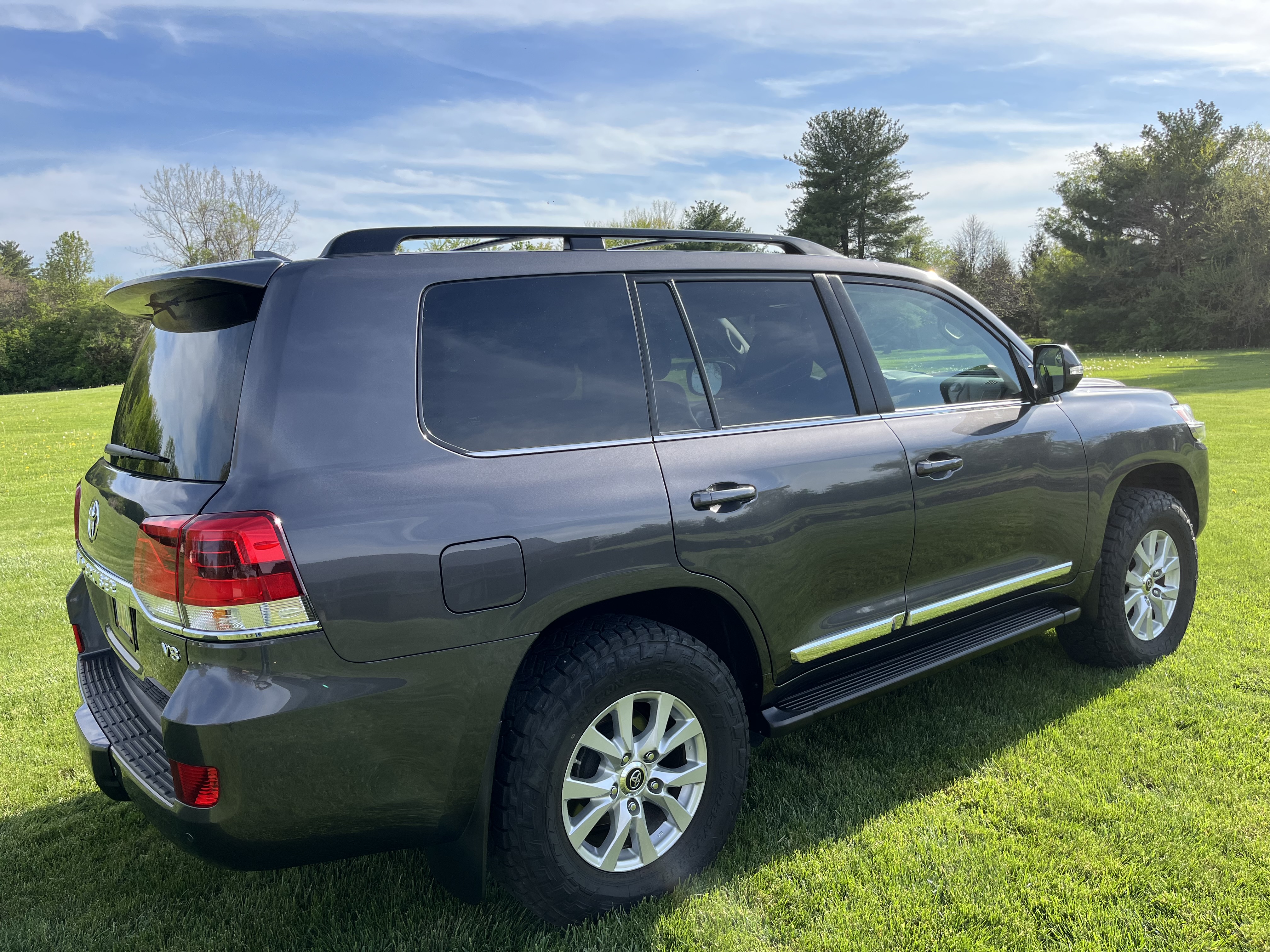 2021 Toyota Land Cruiser - 3