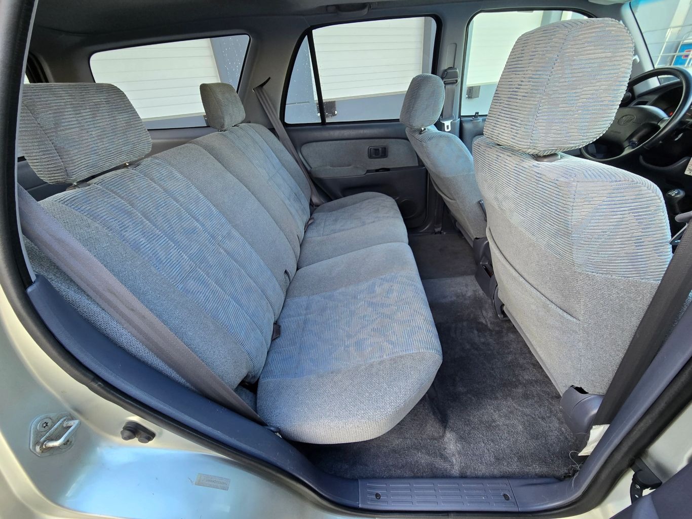 2000 Toyota 4Runner SR5