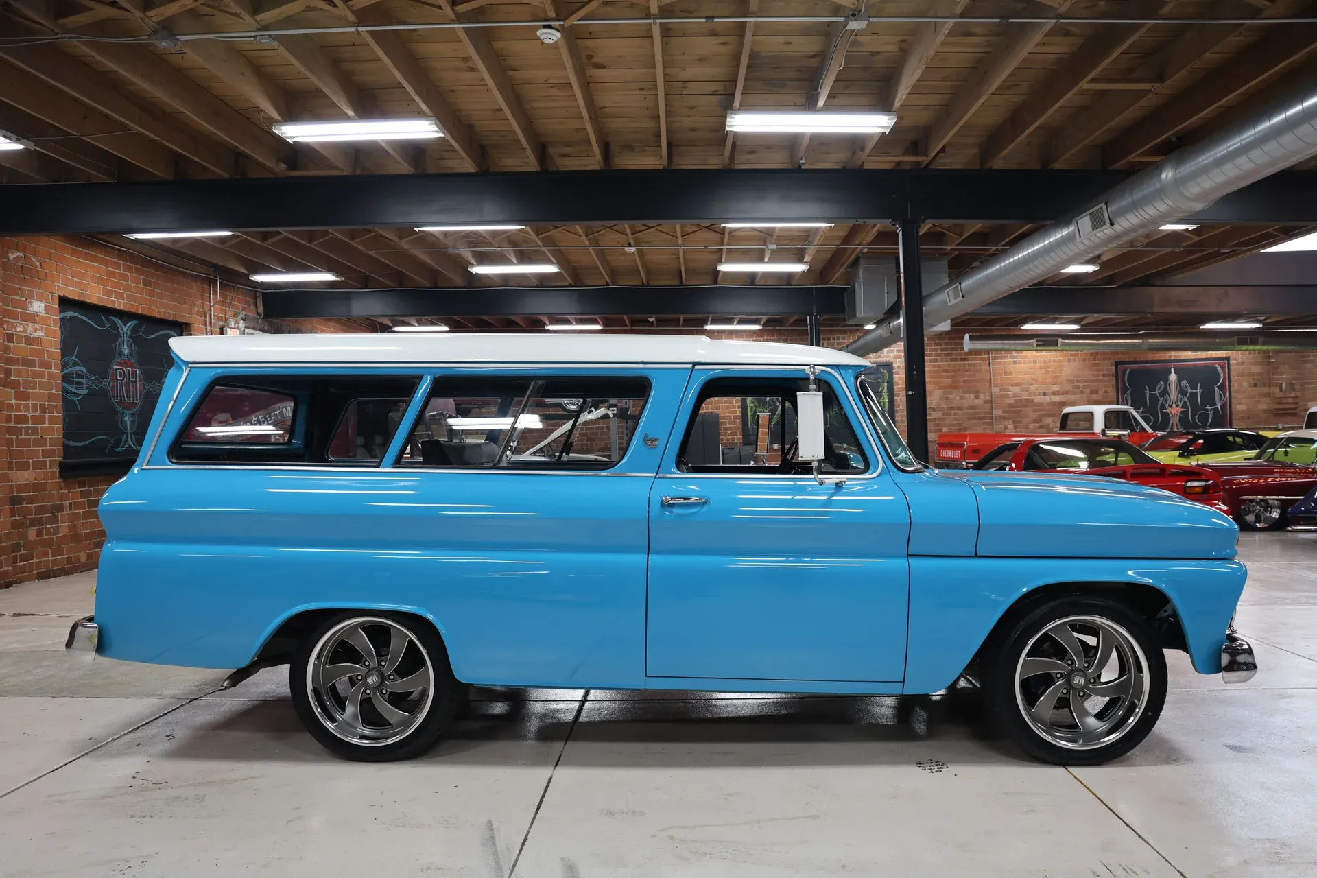 1966 GMC Carryall Suburban - 2