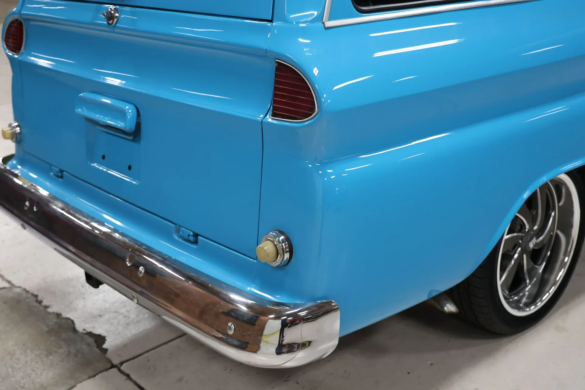 1966 GMC Carryall Suburban