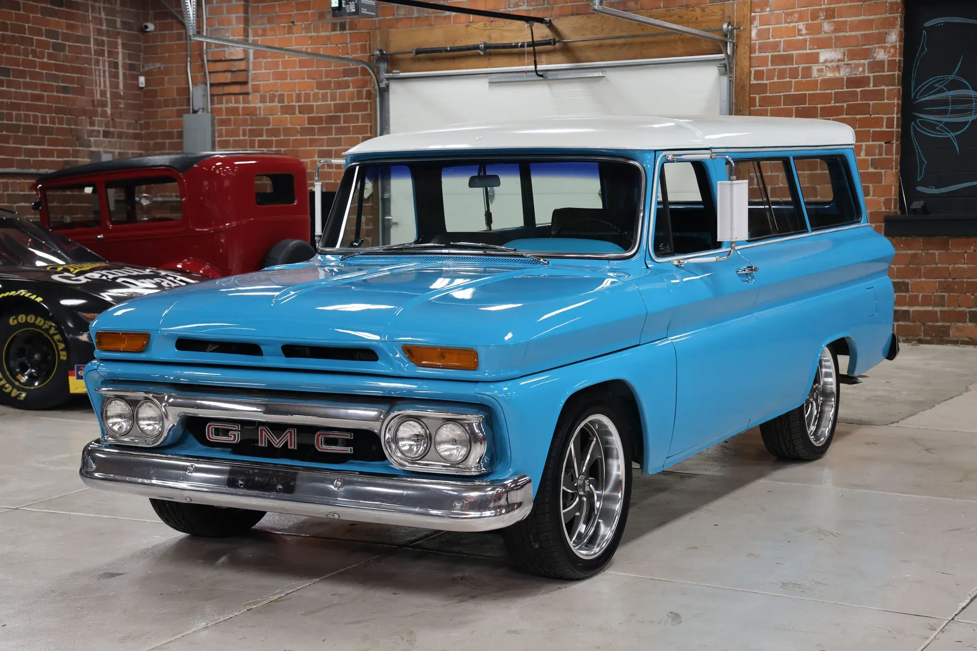 1966 GMC Carryall Suburban
