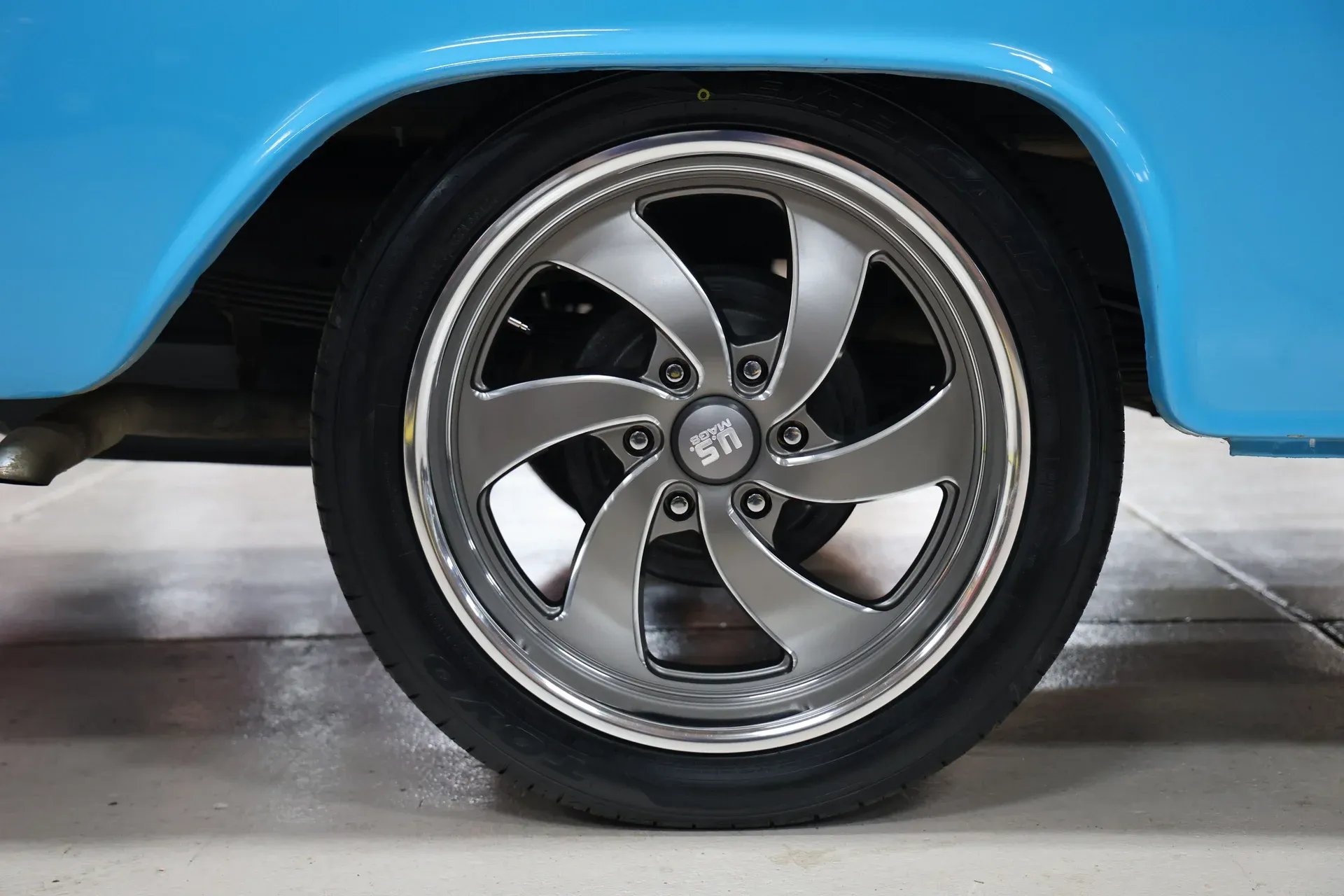 1966 GMC Carryall Suburban