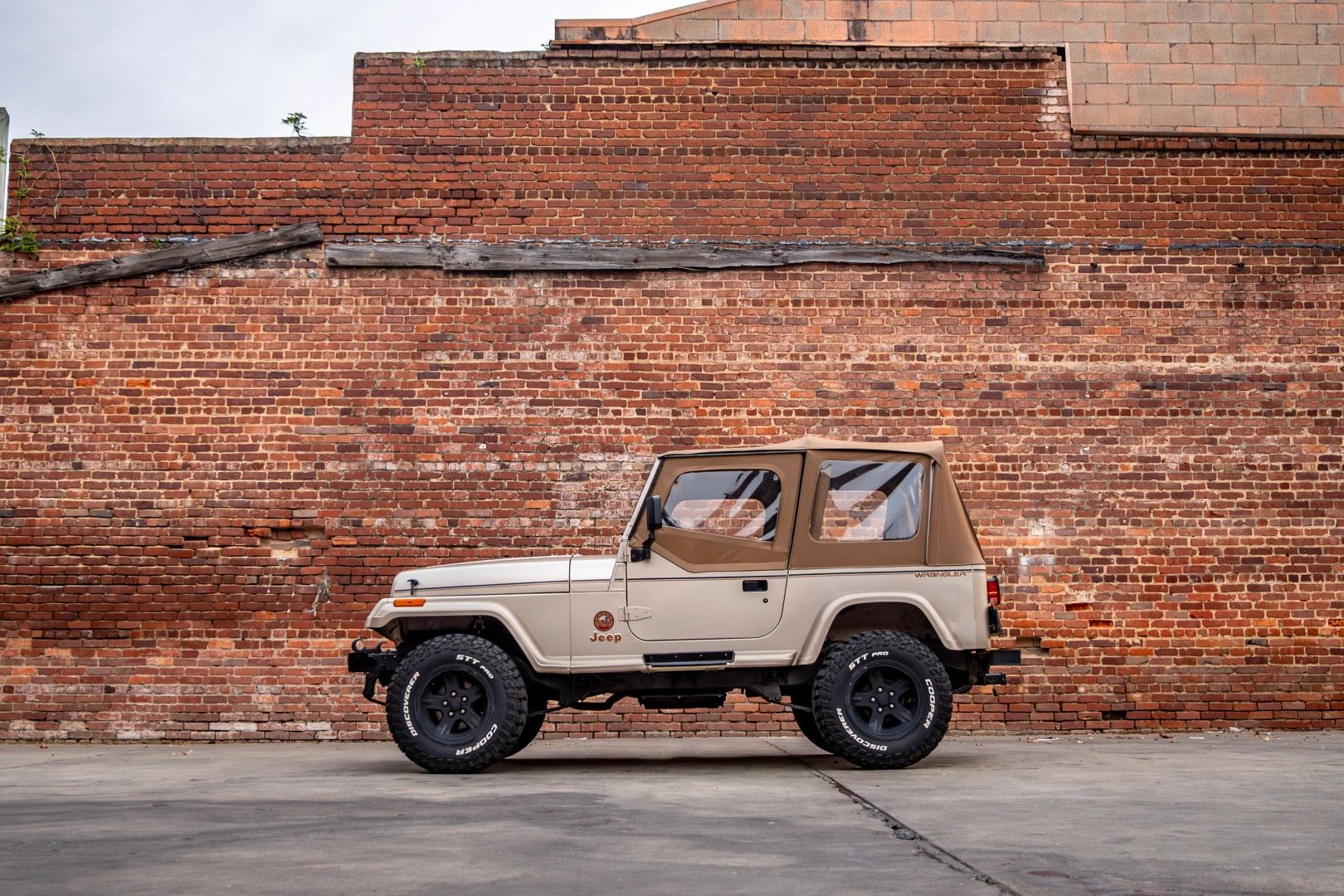 1993 Jeep Wrangler Sahara