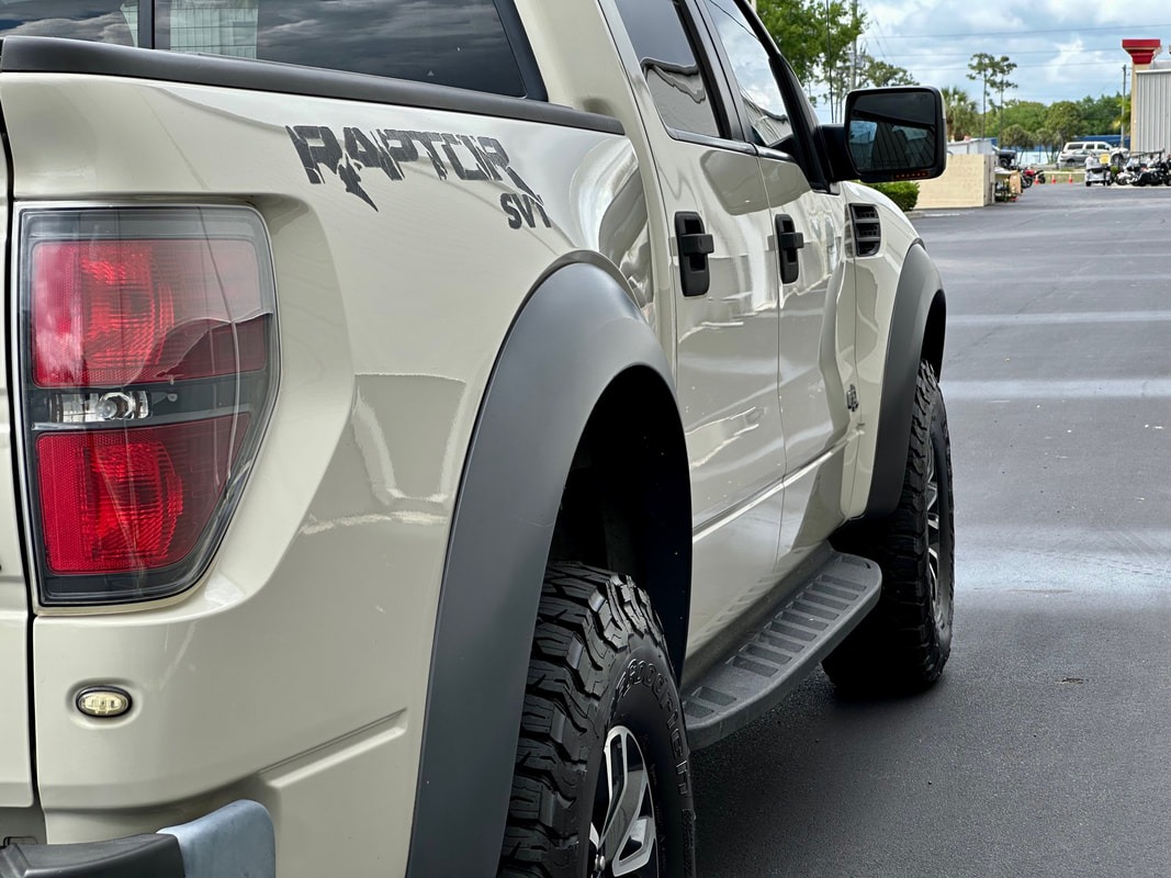 2013 Ford F-150 Raptor