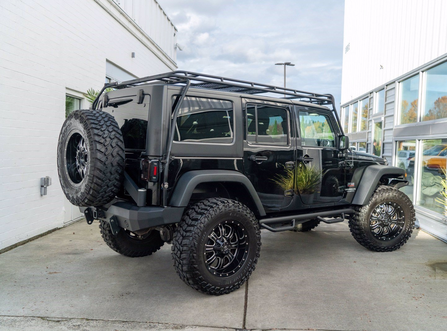 Hemi-Powered 2015 Jeep Wrangler - 5