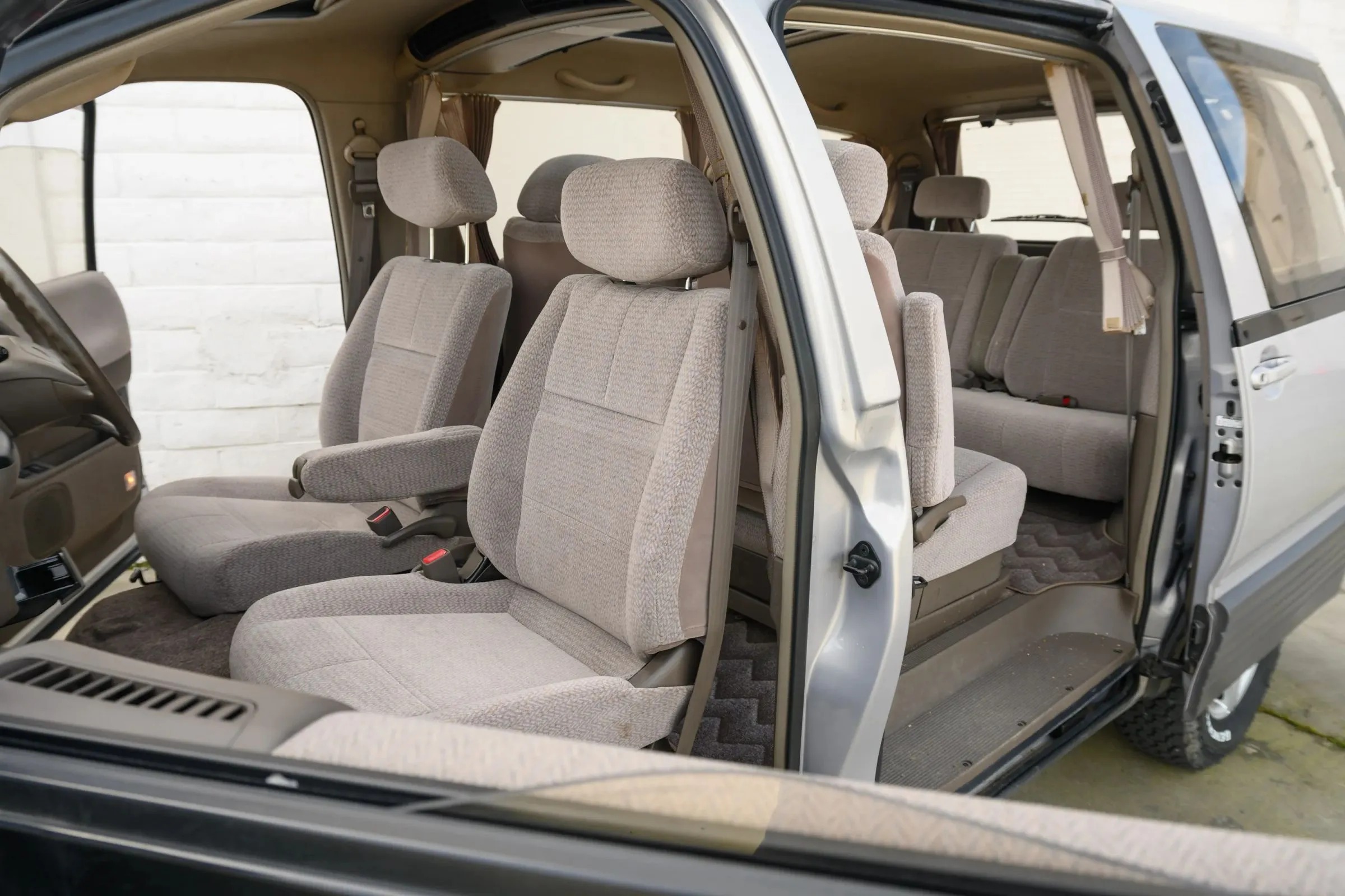 1992 Toyota Estima Lucida G