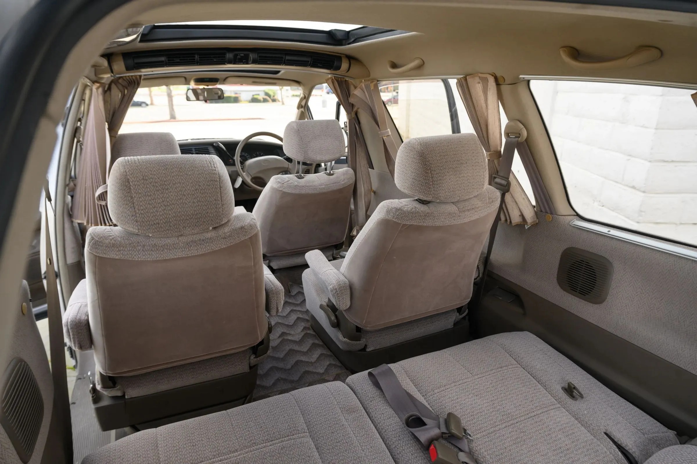 1992 Toyota Estima Lucida G