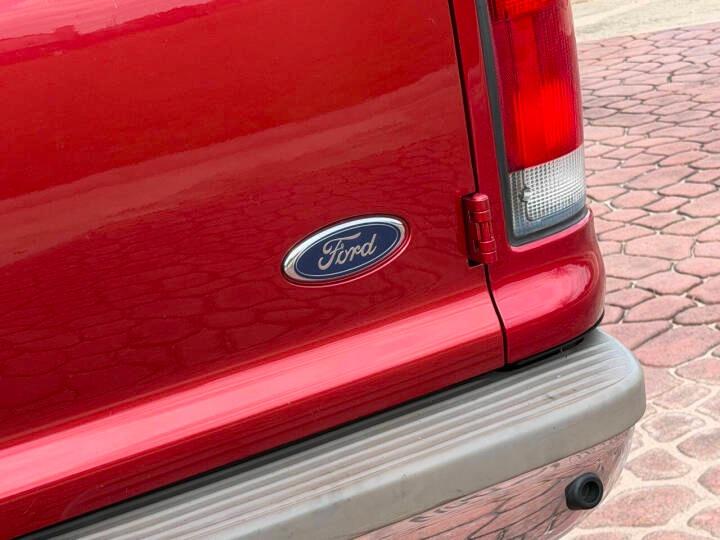 2000 Ford Excursion Limited