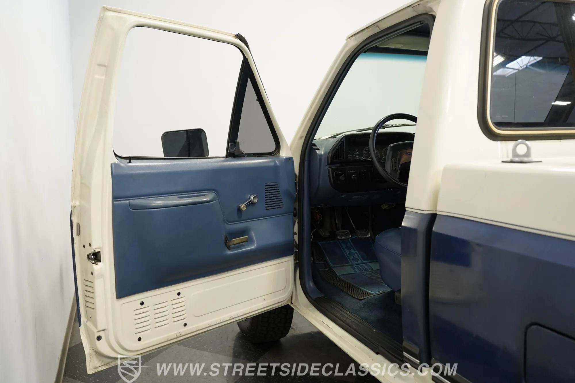 1987 Ford F-150 Custom