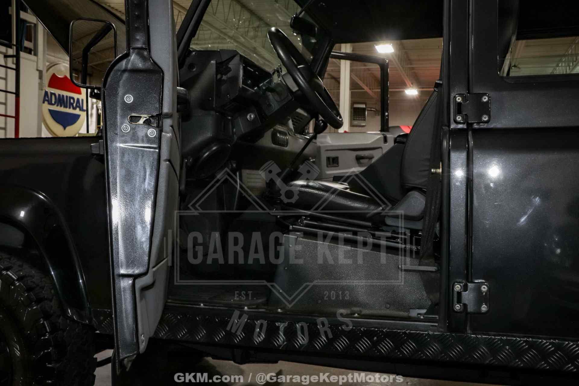 Sale Pending: 2000 Land Rover Defender 130