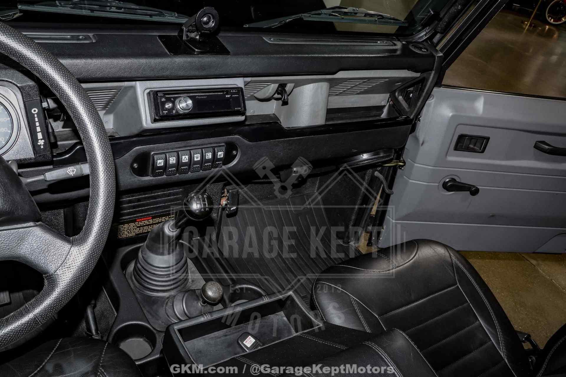 Sale Pending: 2000 Land Rover Defender 130