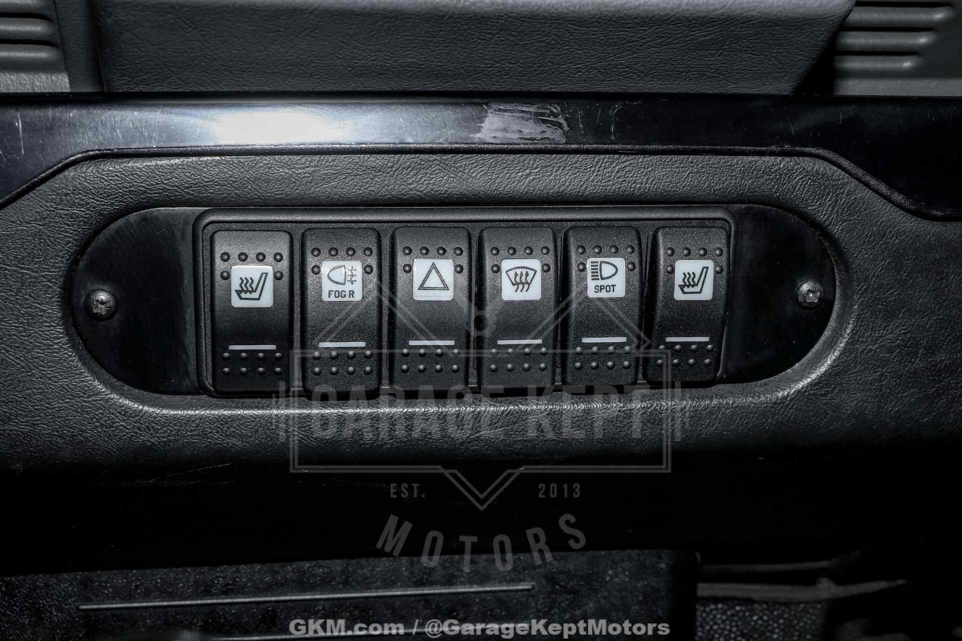 Sale Pending: 2000 Land Rover Defender 130