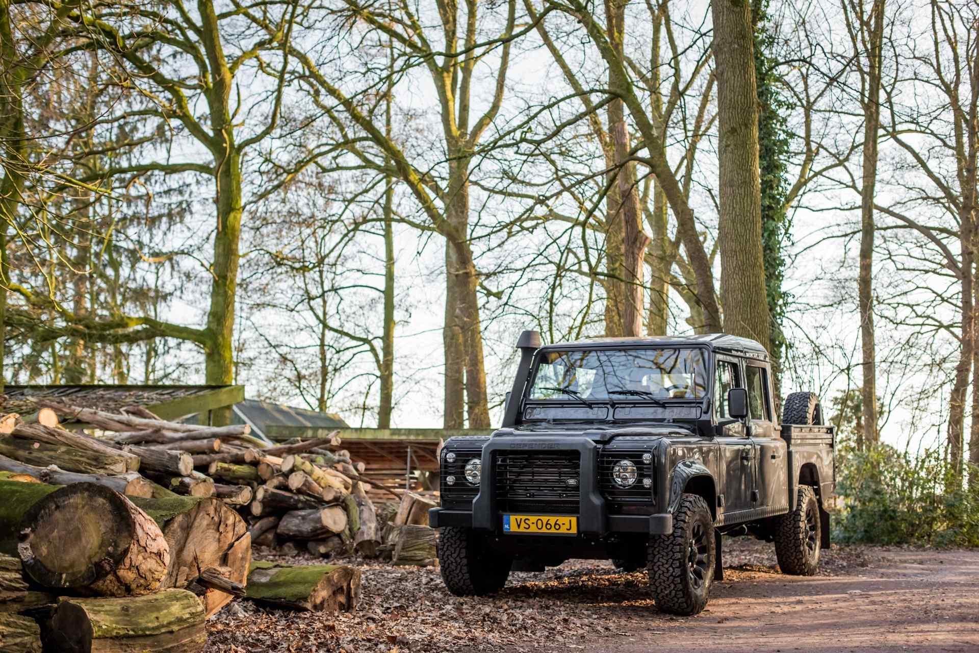 Sale Pending: 2000 Land Rover Defender 130