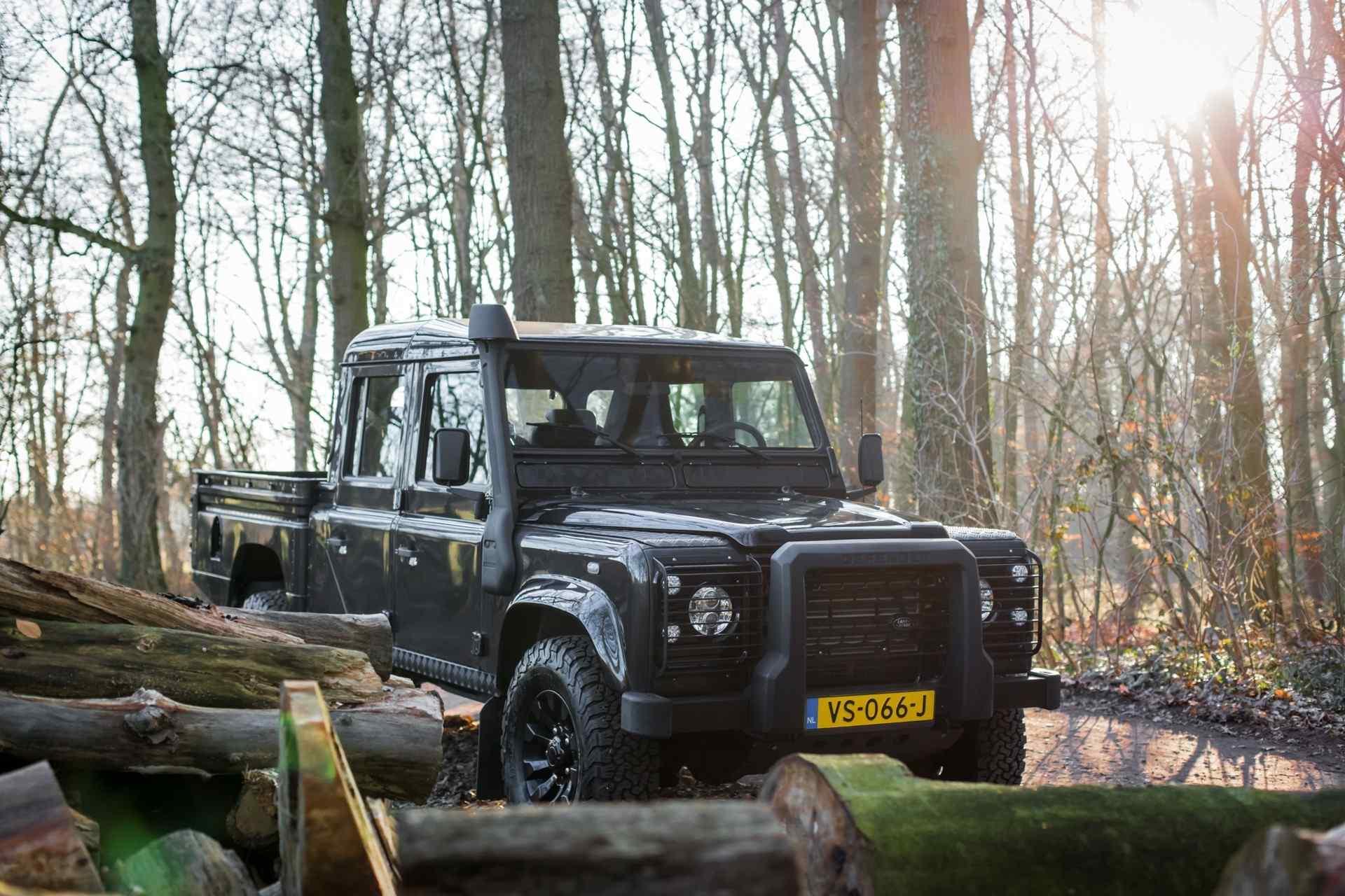 Sale Pending: 2000 Land Rover Defender 130
