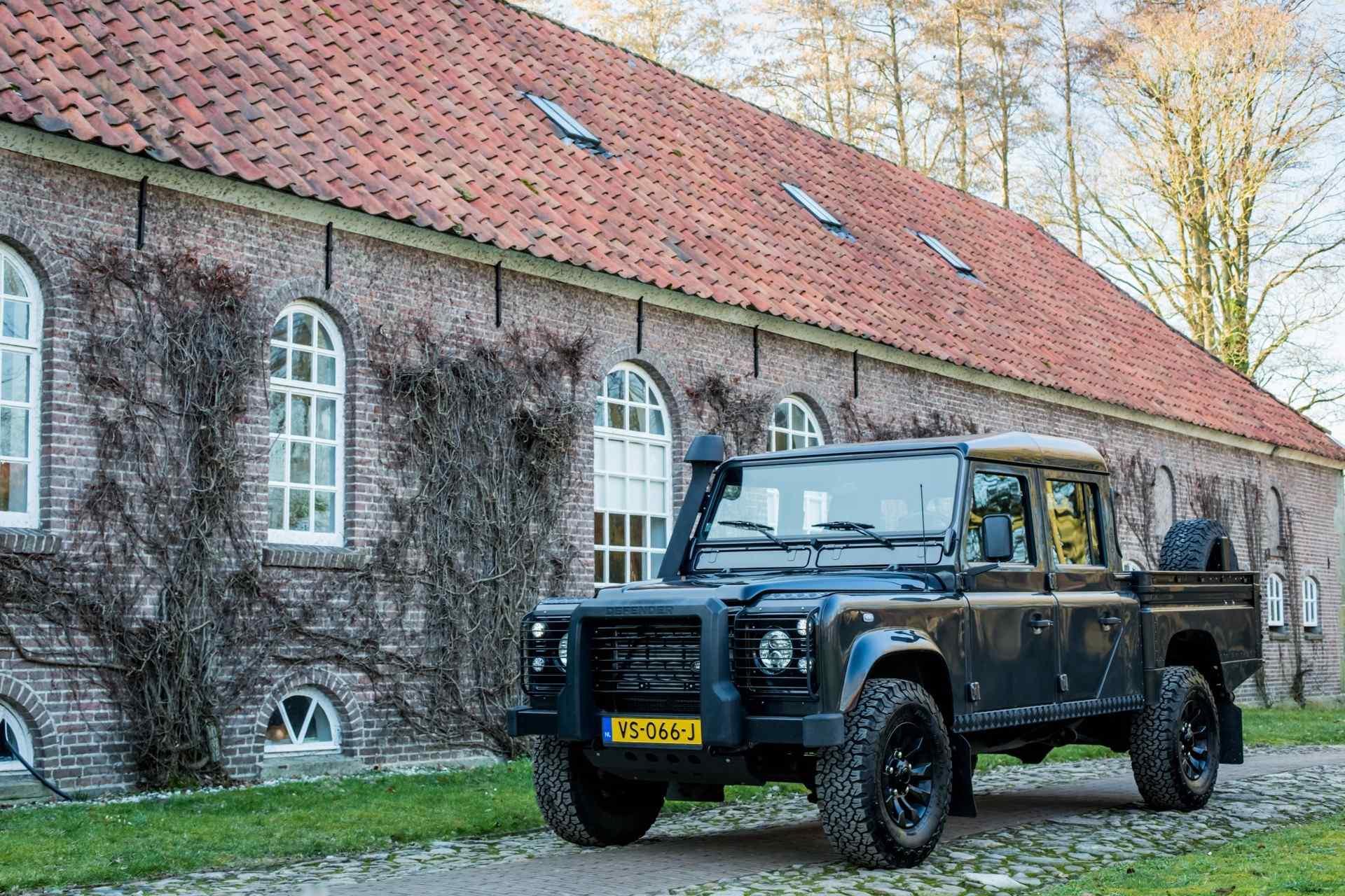 Sale Pending: 2000 Land Rover Defender 130