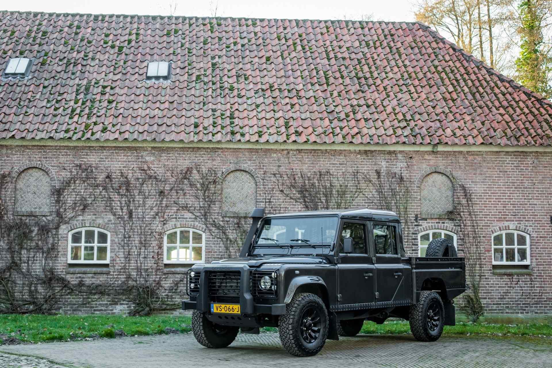 Sale Pending: 2000 Land Rover Defender 130