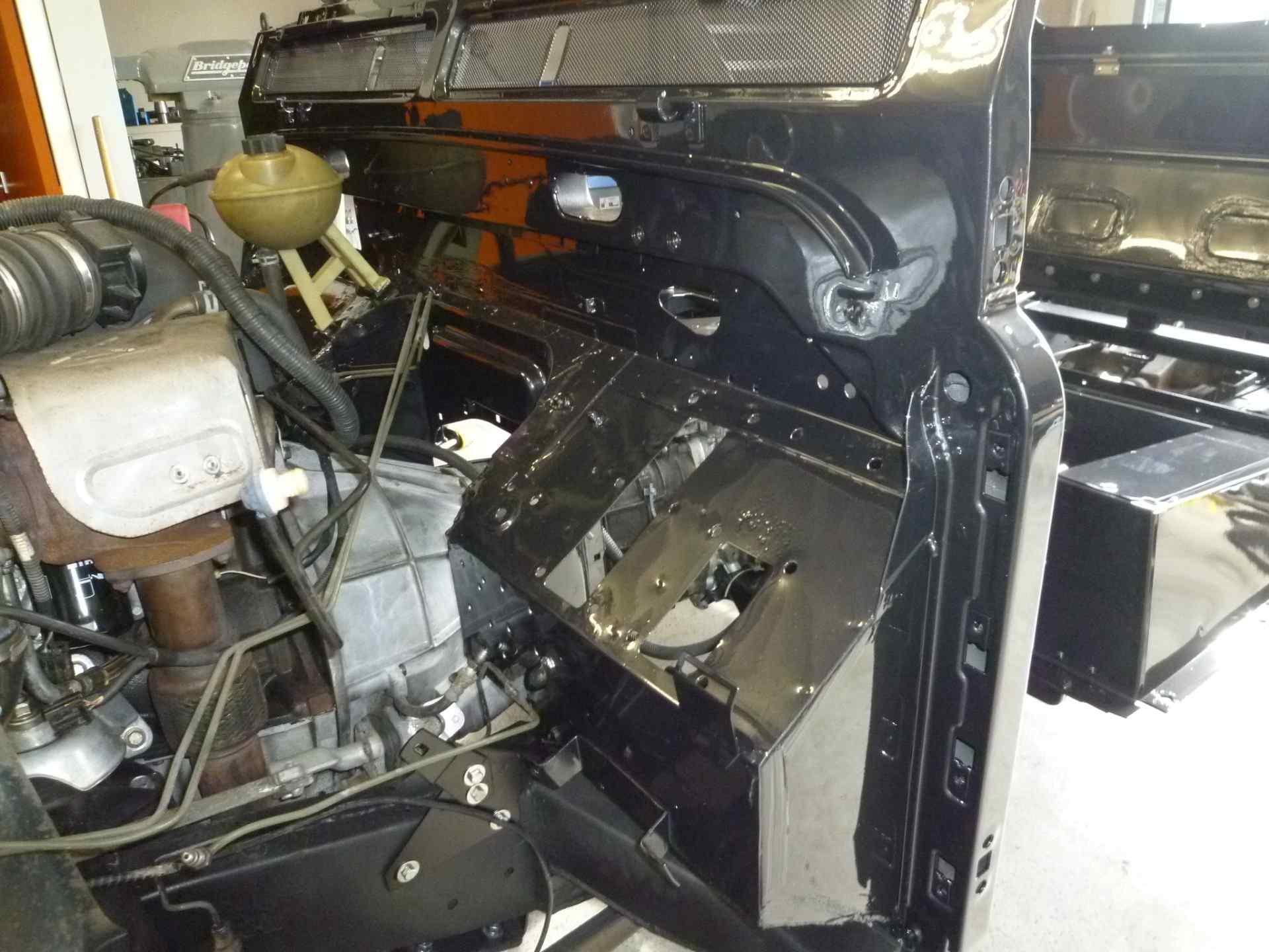 Sale Pending: 2000 Land Rover Defender 130