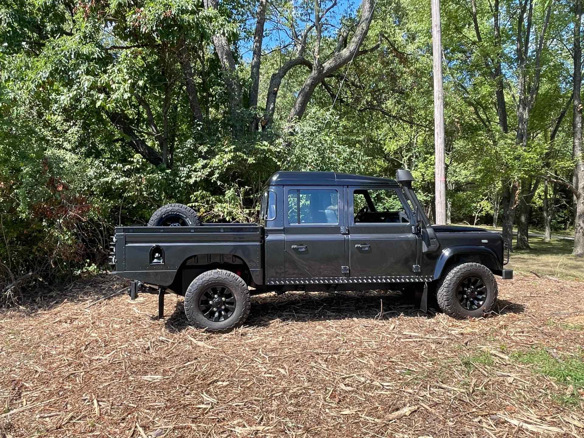 Sale Pending: 2000 Land Rover Defender 130